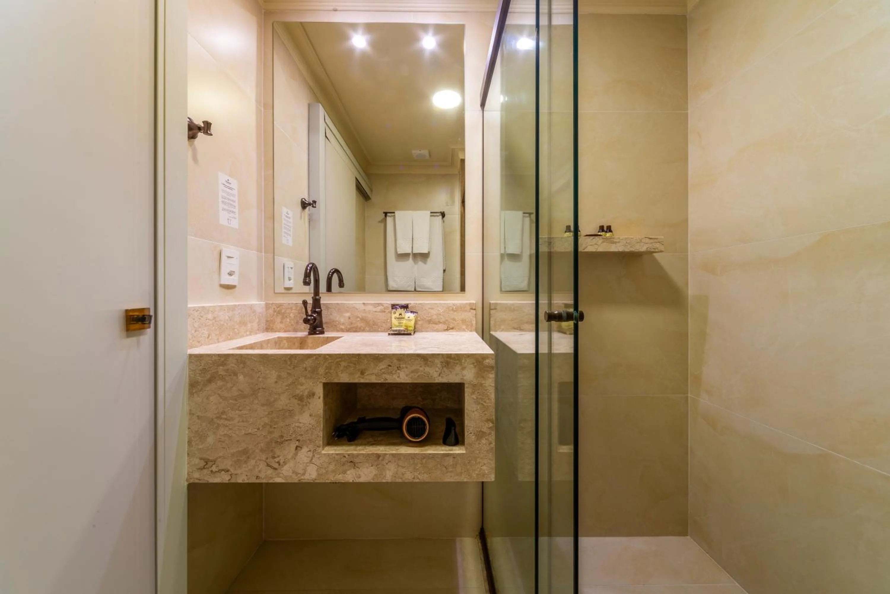 Shower in Chocoland Hotel Gramado