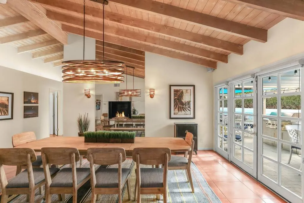 Near Downtown Palm Springs, 7 BD 7 BTH, 80FT Pool, Pickleball