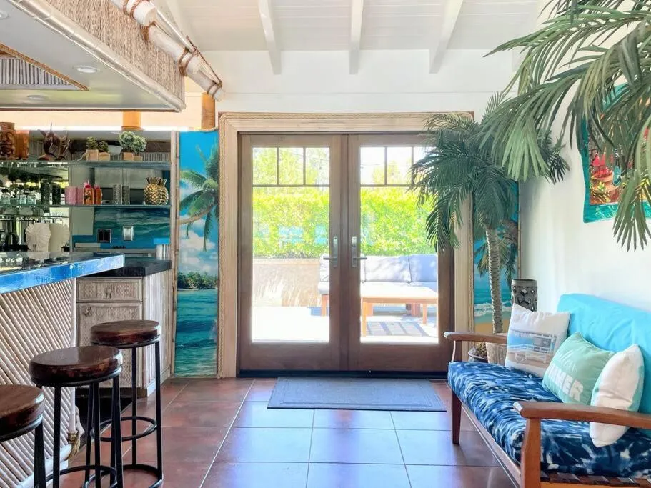 Near Downtown Palm Springs, 7 BD 7 BTH, 80FT Pool, Pickleball