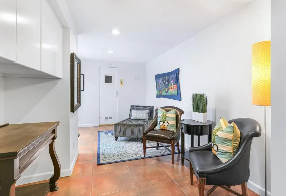 Near Downtown Palm Springs, 7 BD 7 BTH, 80FT Pool, Pickleball