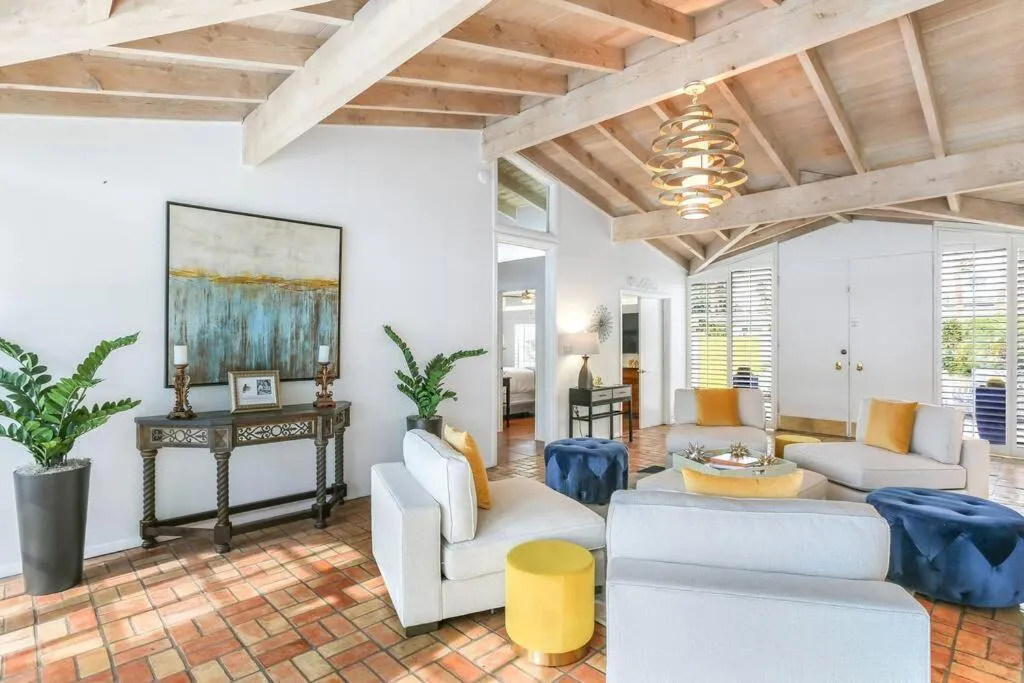 Near Downtown Palm Springs, 7 BD 7 BTH, 80FT Pool, Pickleball