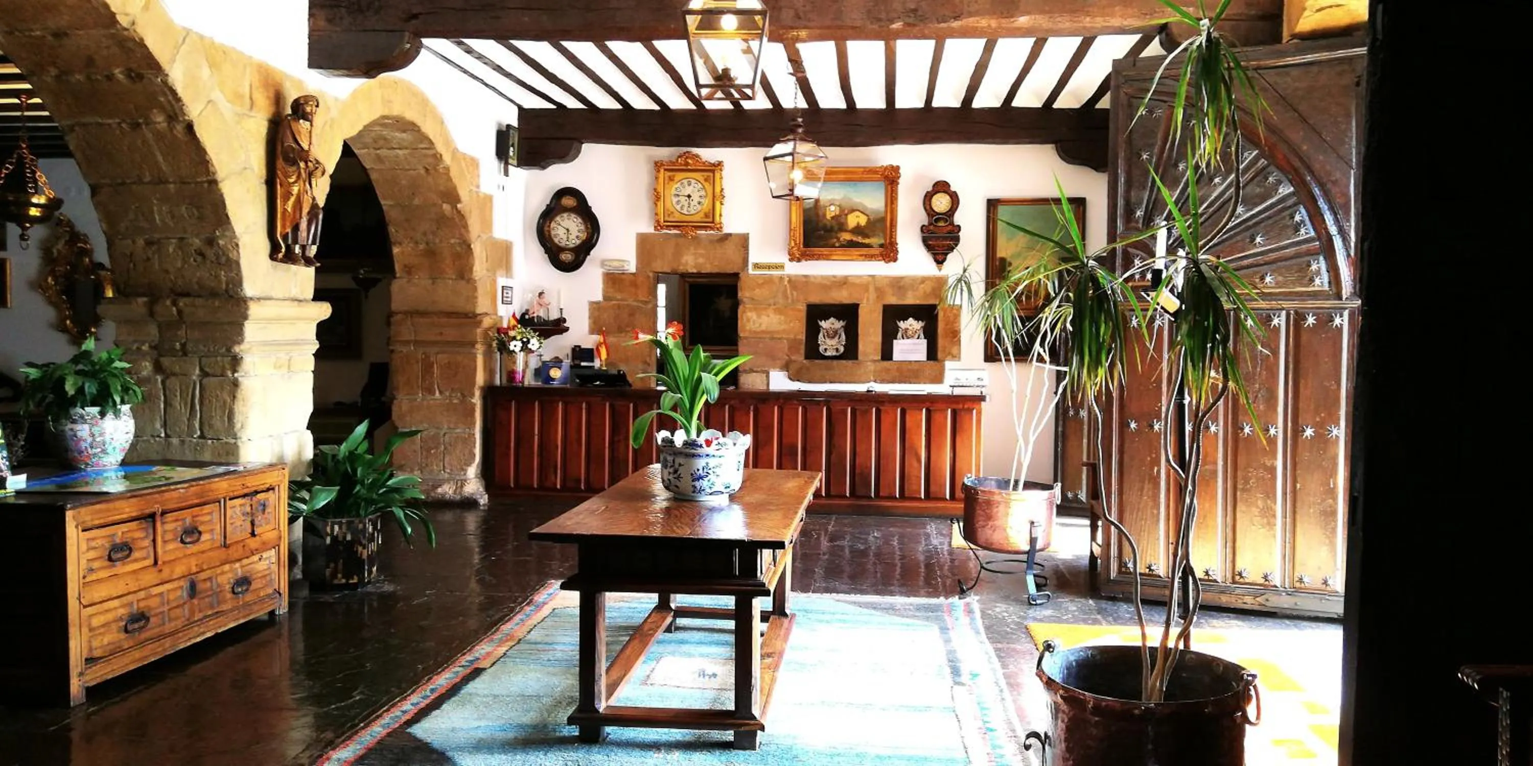 Lobby or reception in Hotel Museo Los Infantes