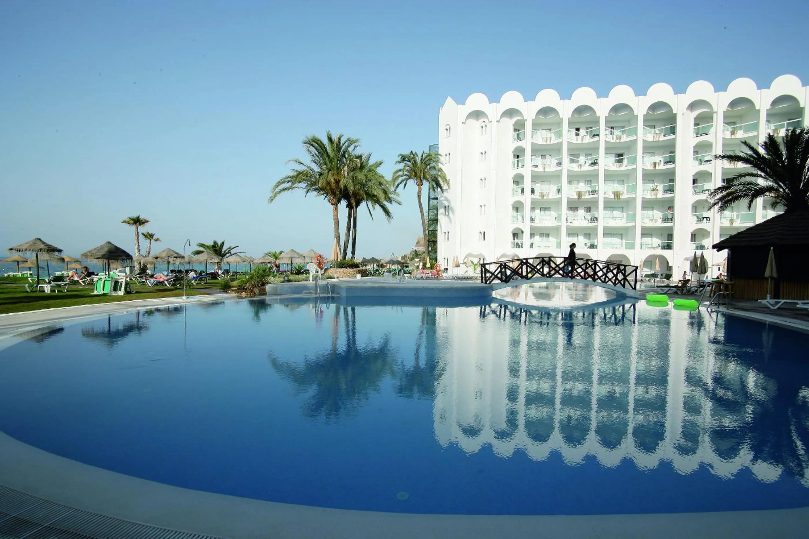Swimming pool in Ona Marinas de Nerja Spa Resort