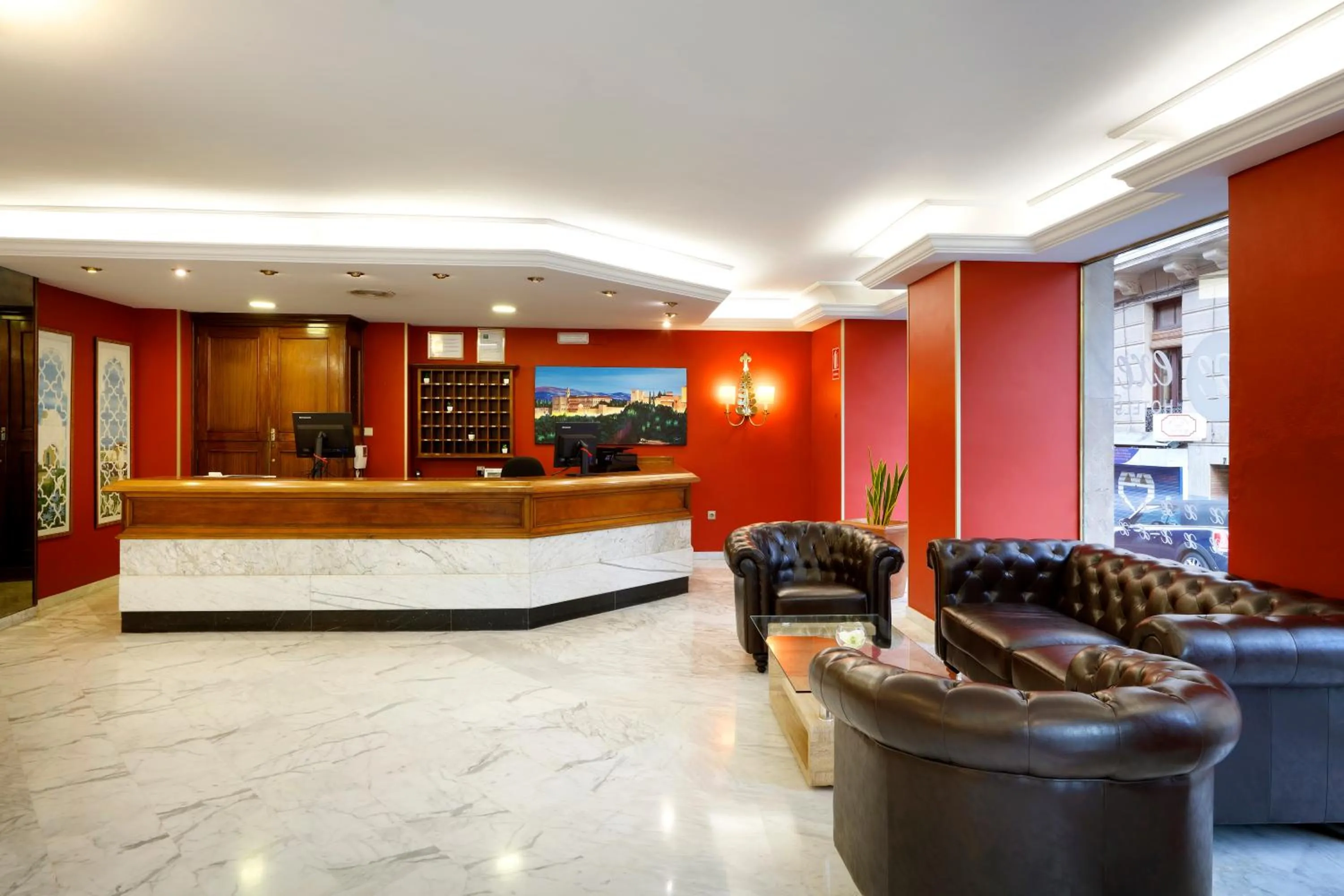 Lobby or reception in Exe Triunfo Granada