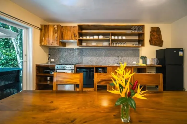 Antique Amor Bungalows & Villas