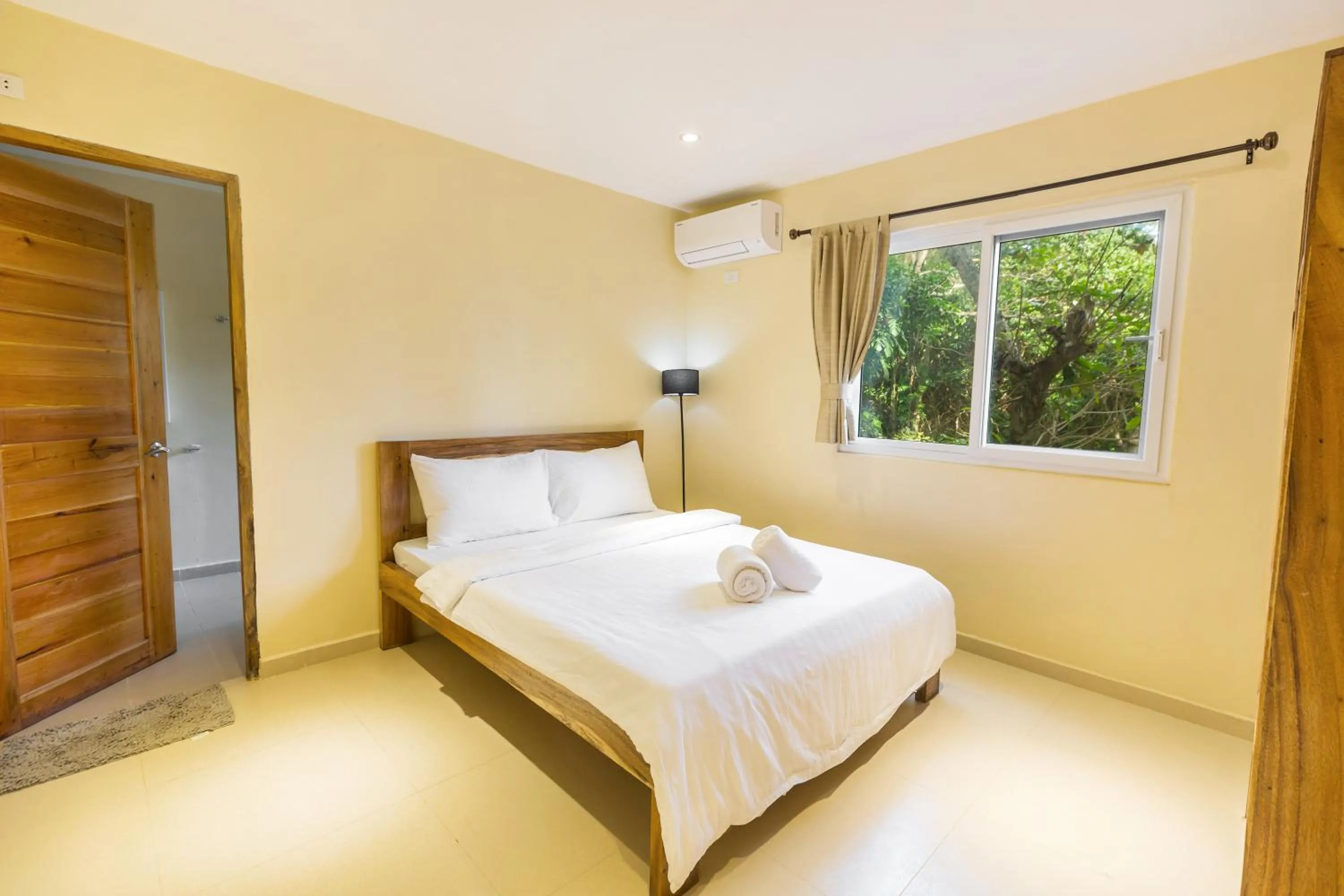 Bedroom, Bed in Antique Amor Bungalows & Villas