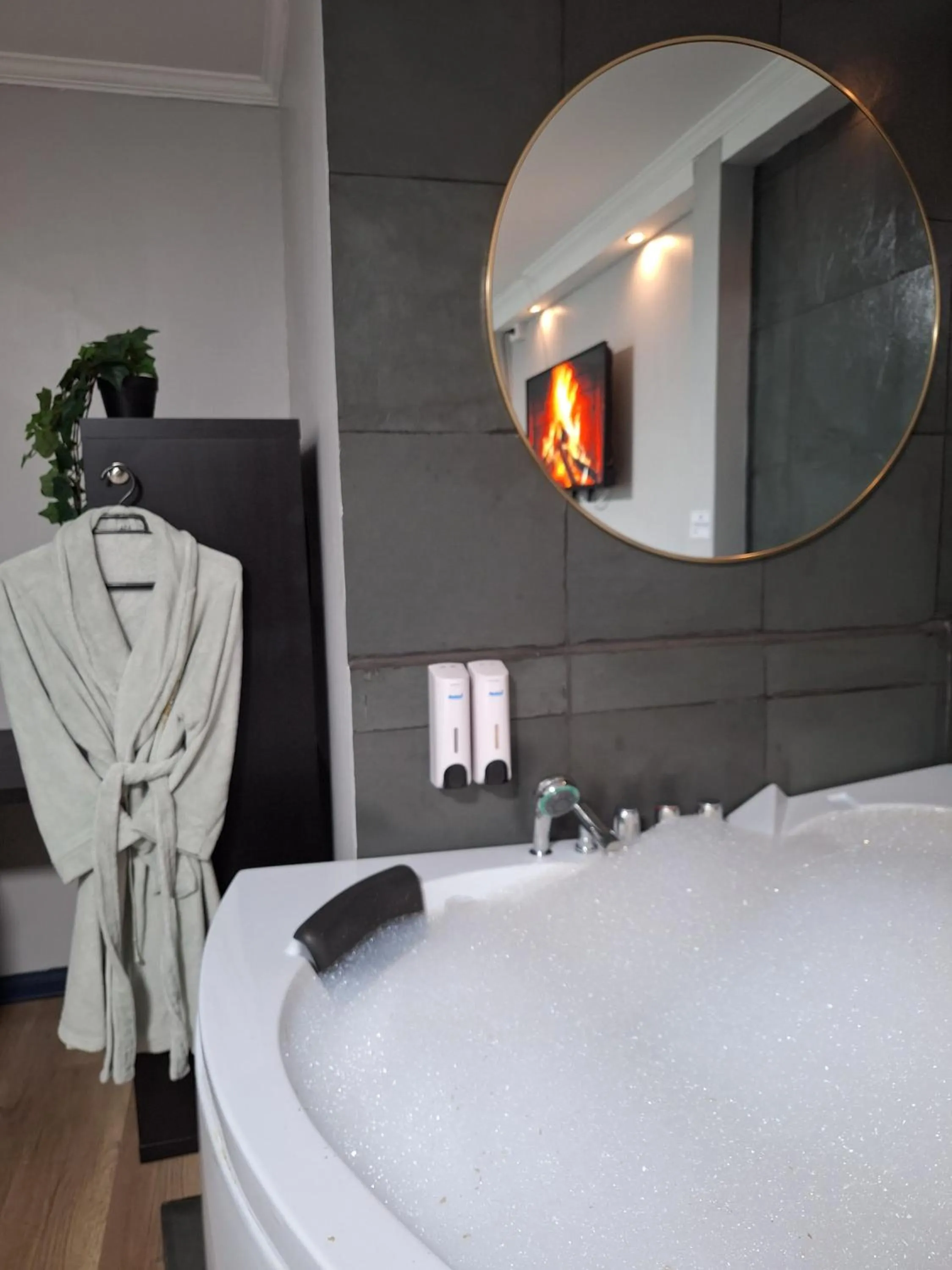 Bed in Hotel Asturias