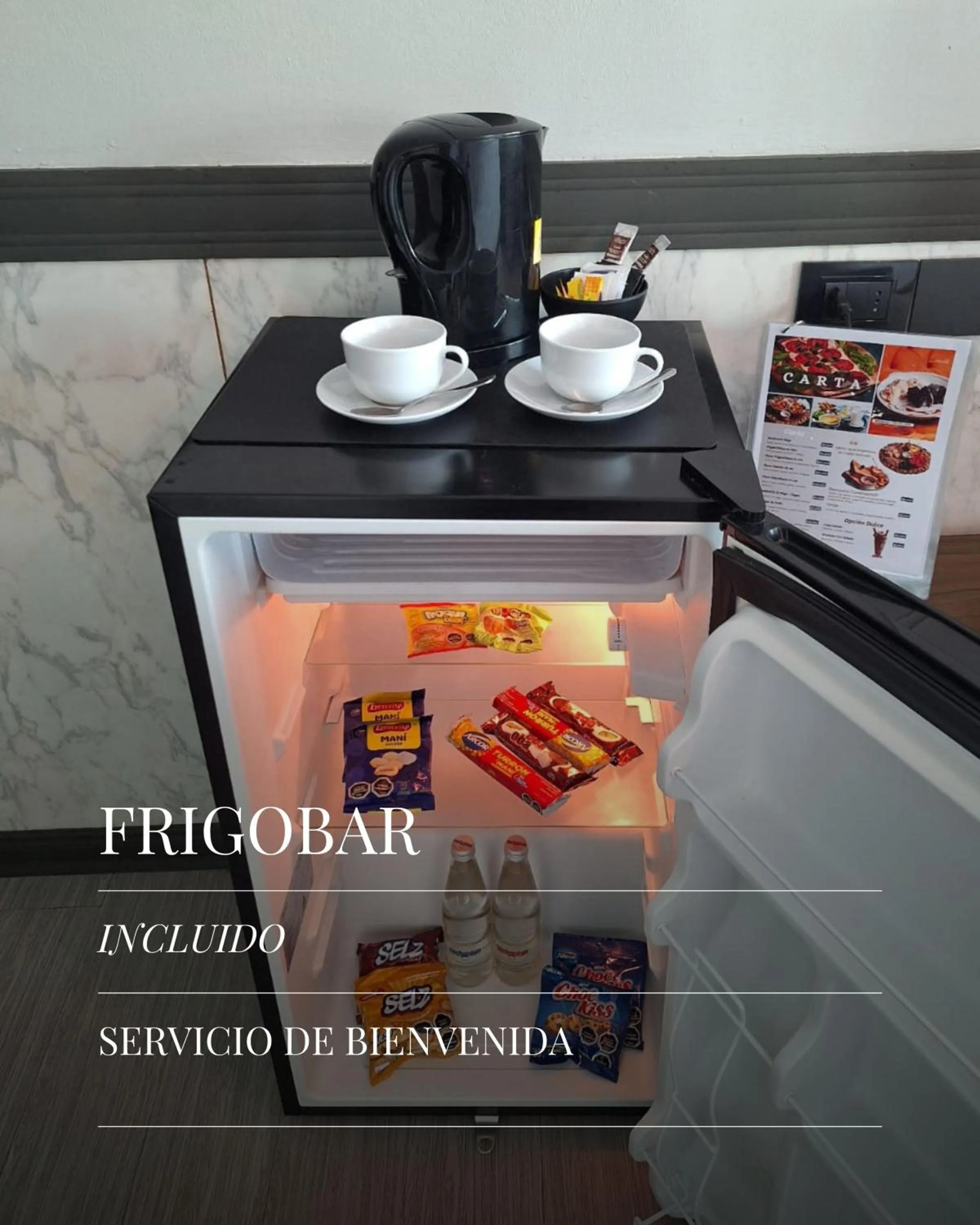 Coffee/tea facilities in Hotel Asturias