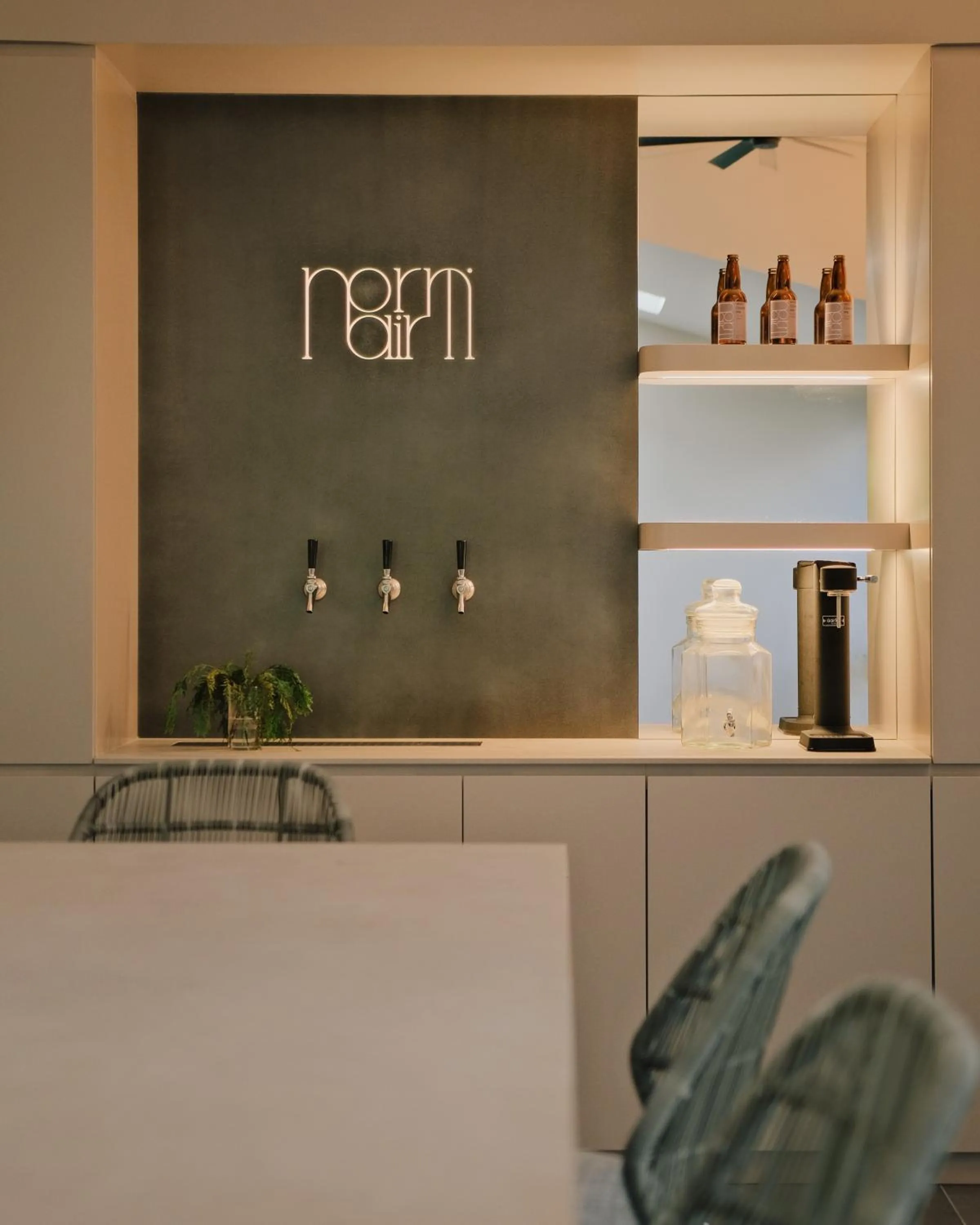 Logo/Certificate/Sign in hotel norm air