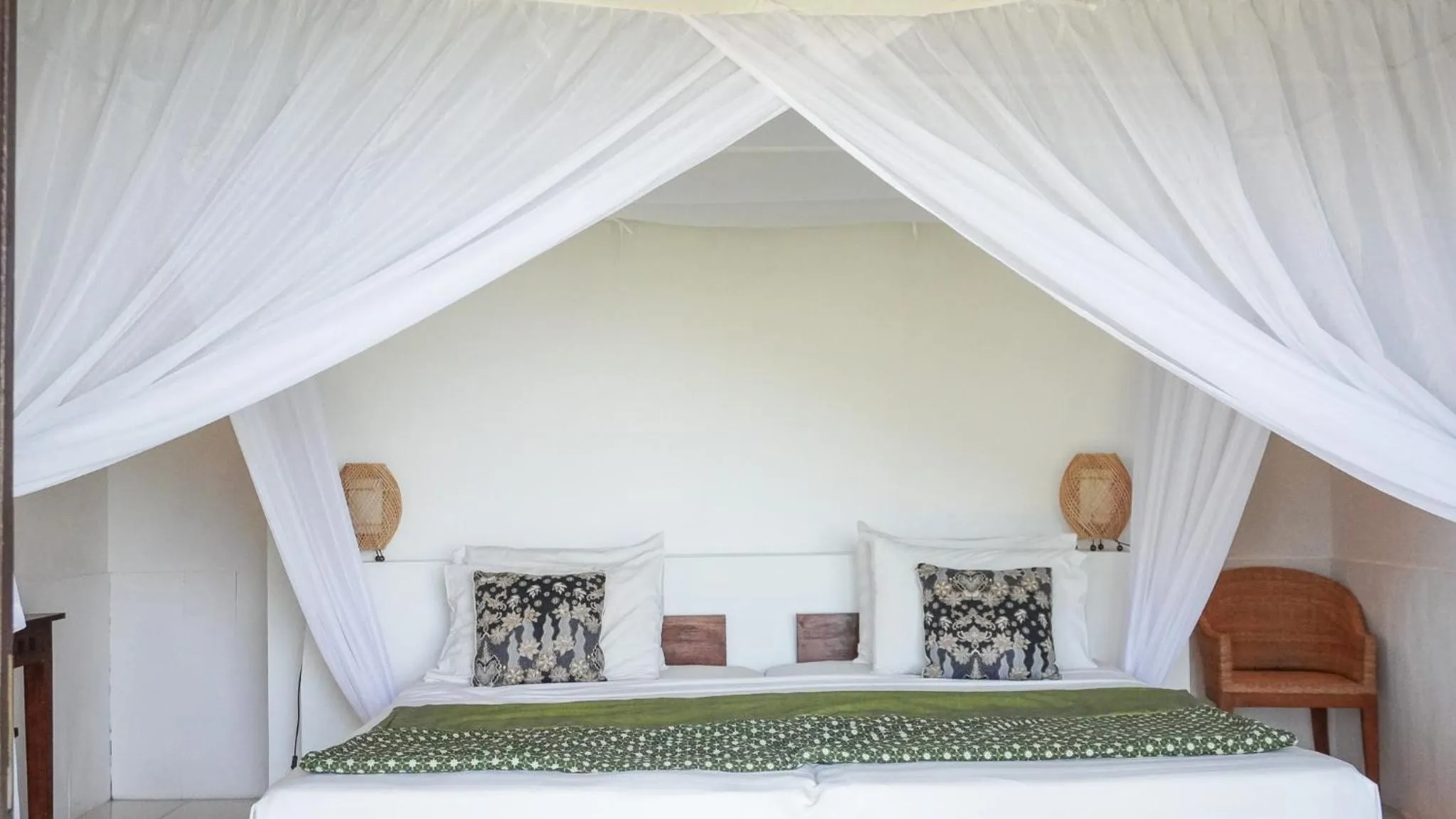 Bed in Anda Amed Villas & Spa