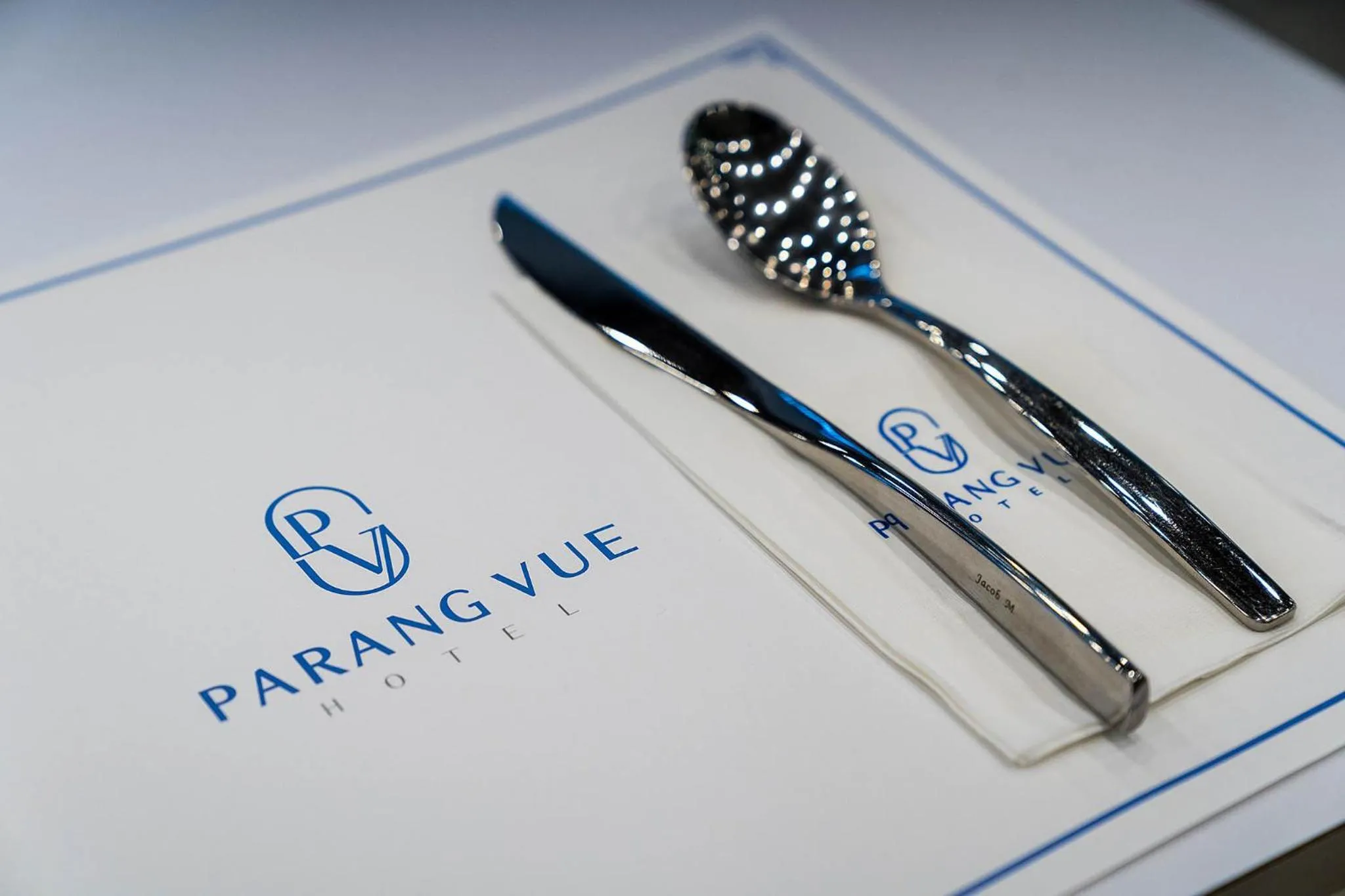 Restaurant/places to eat in Hotel Parangvue