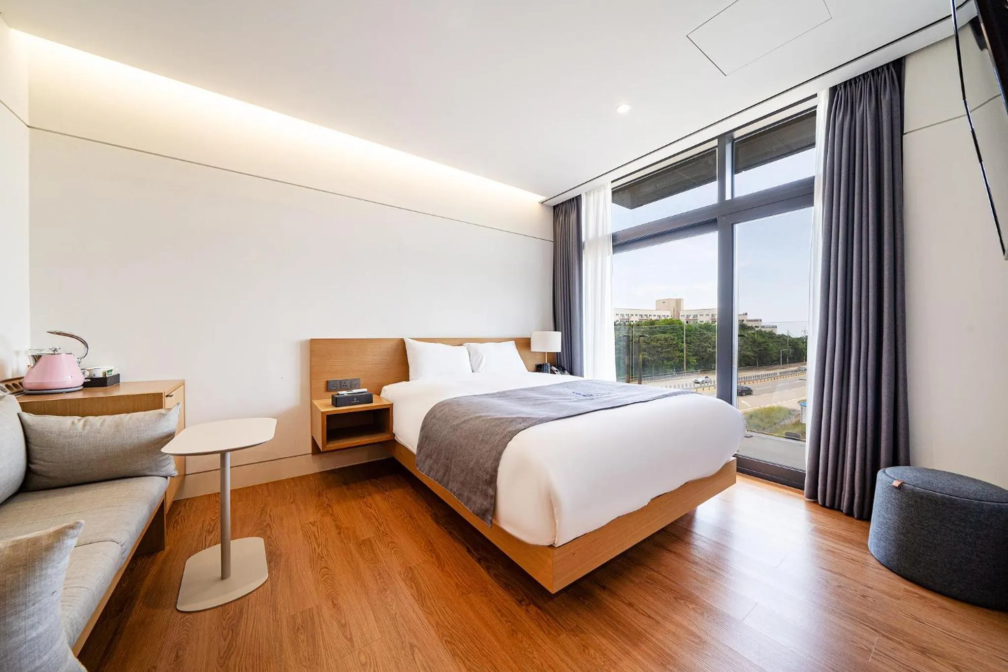 Bed in Hotel Parangvue