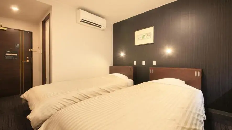 Twin Room - single occupancy - Smoking in Hotel Coonel Inn Twin Room - single occupancy - Smoking in Hotel Coonel Inn