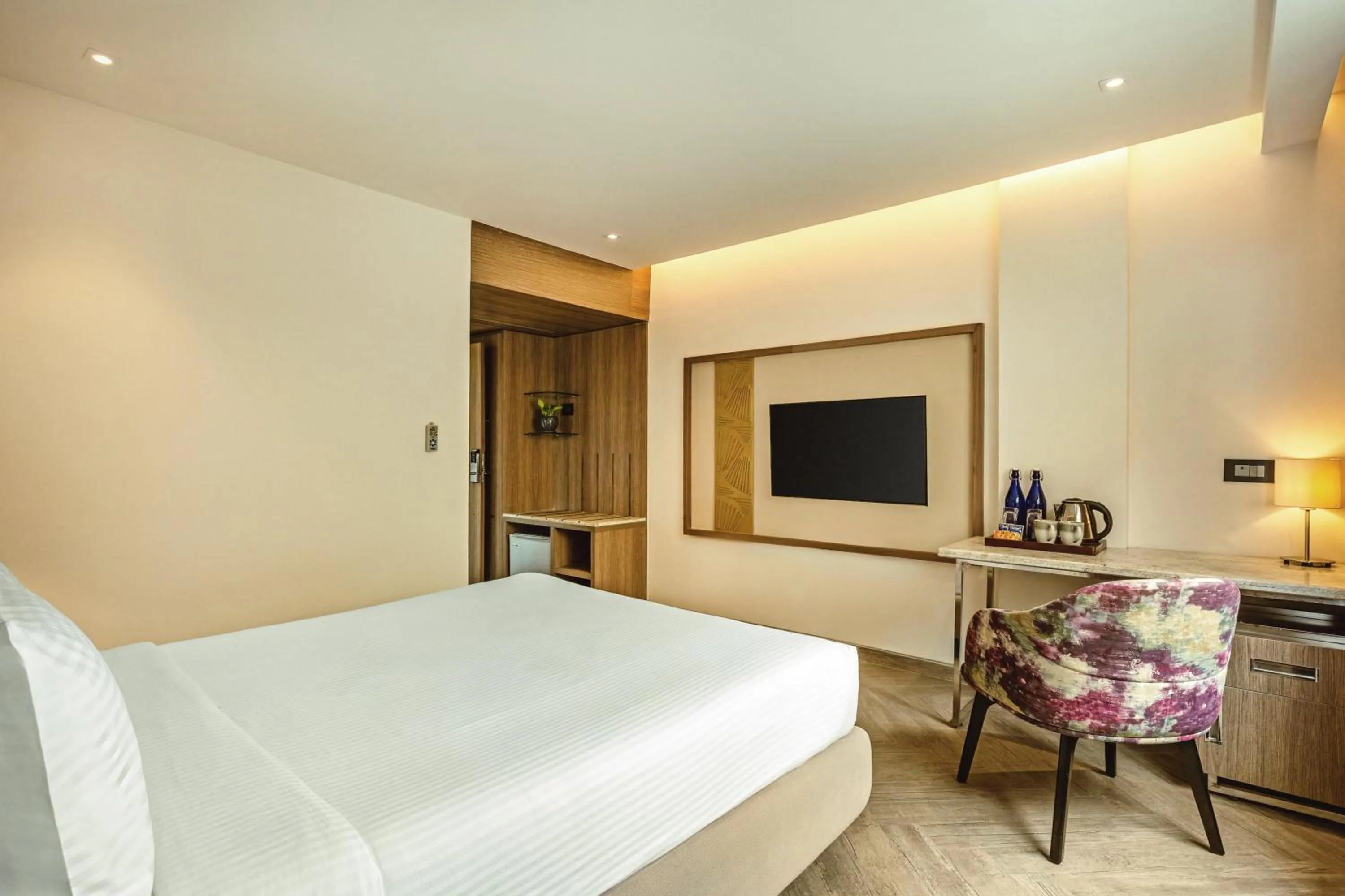 Bed in Mango Hill Central Chennai
