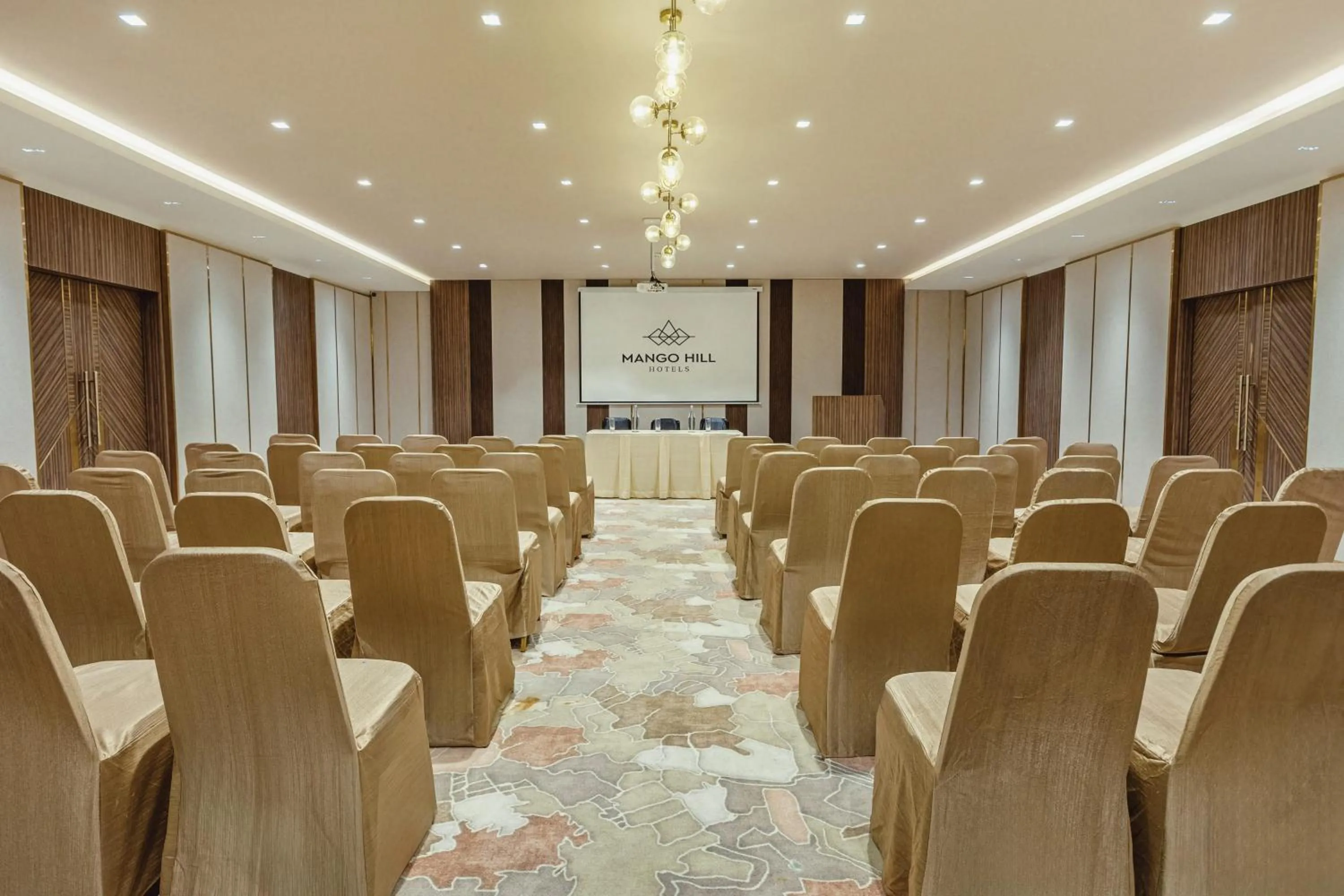 Banquet/Function facilities in Mango Hill Central Chennai