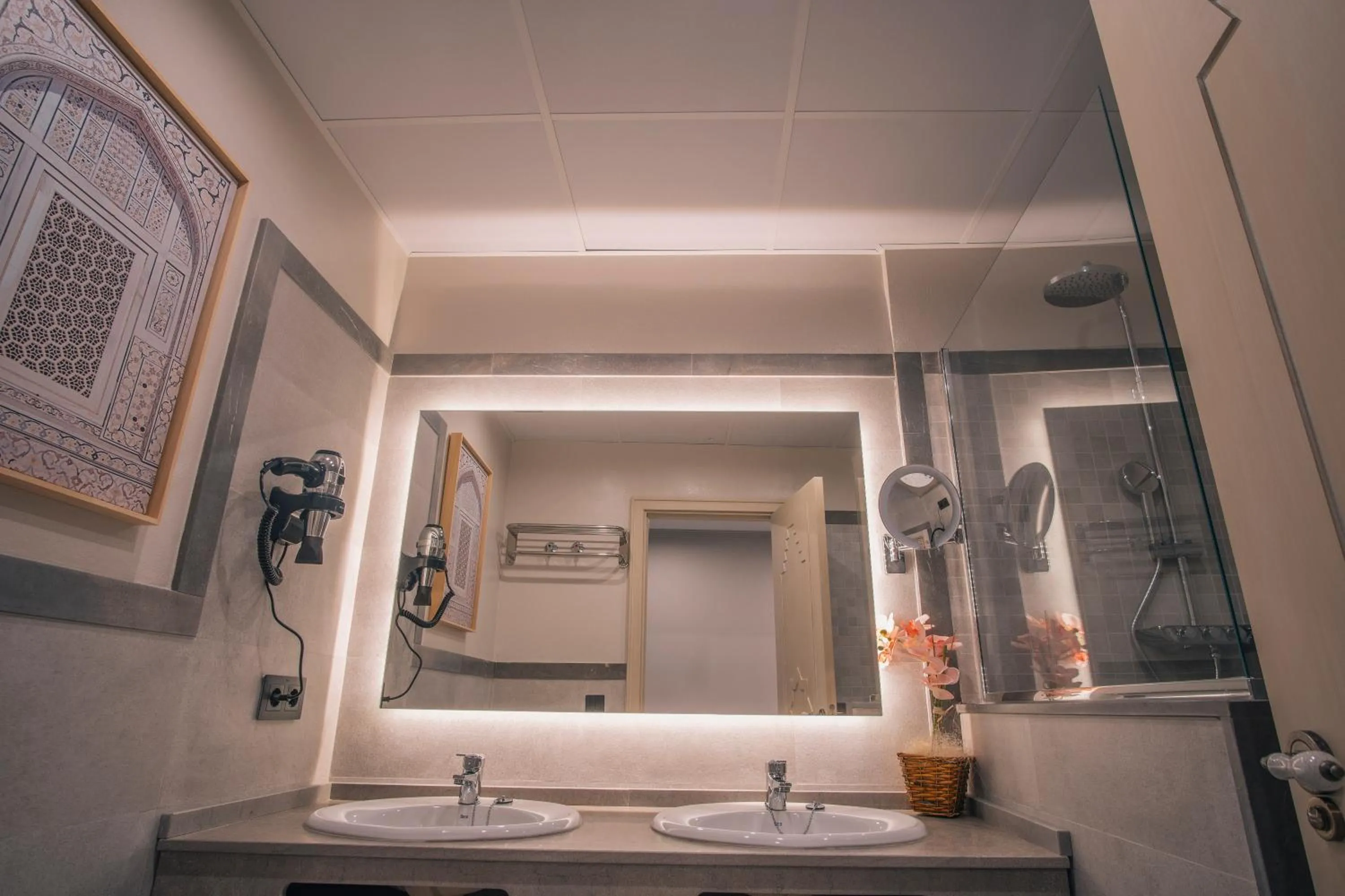 Bathroom in Apartamentos Turísticos La Baílla