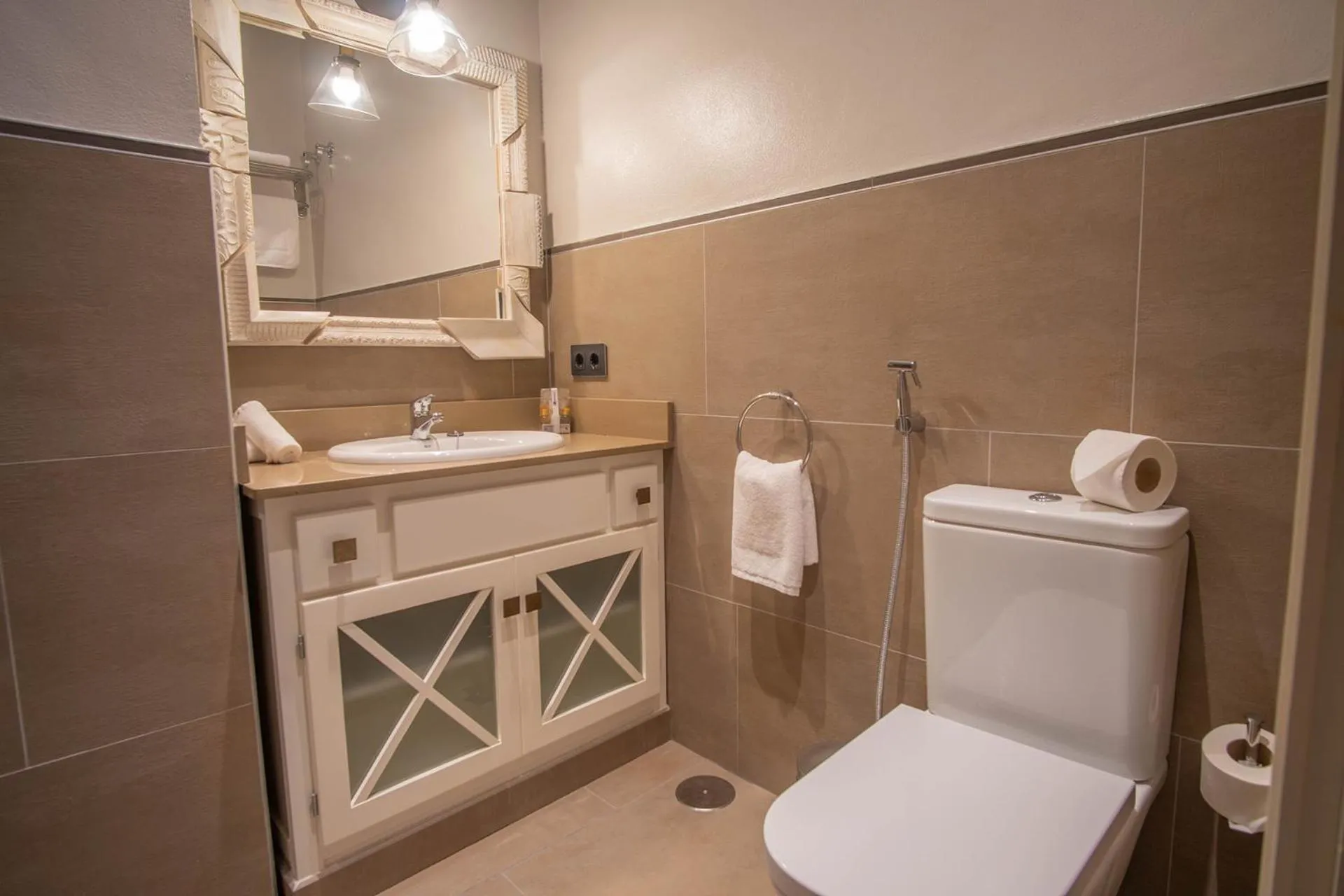 Shower in Apartamentos Turísticos La Baílla