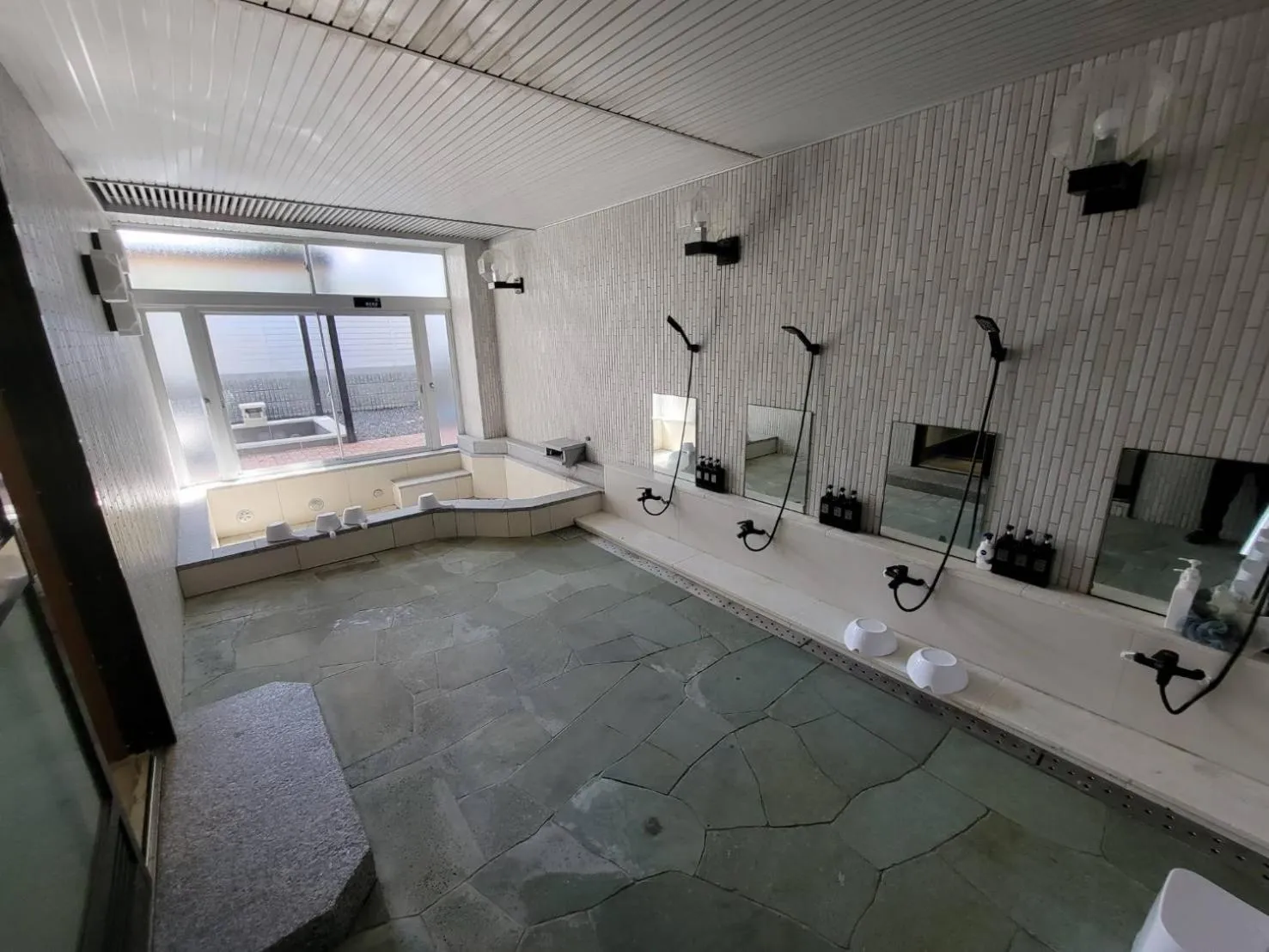 Open Air Bath in Villa 33 Kashikojima