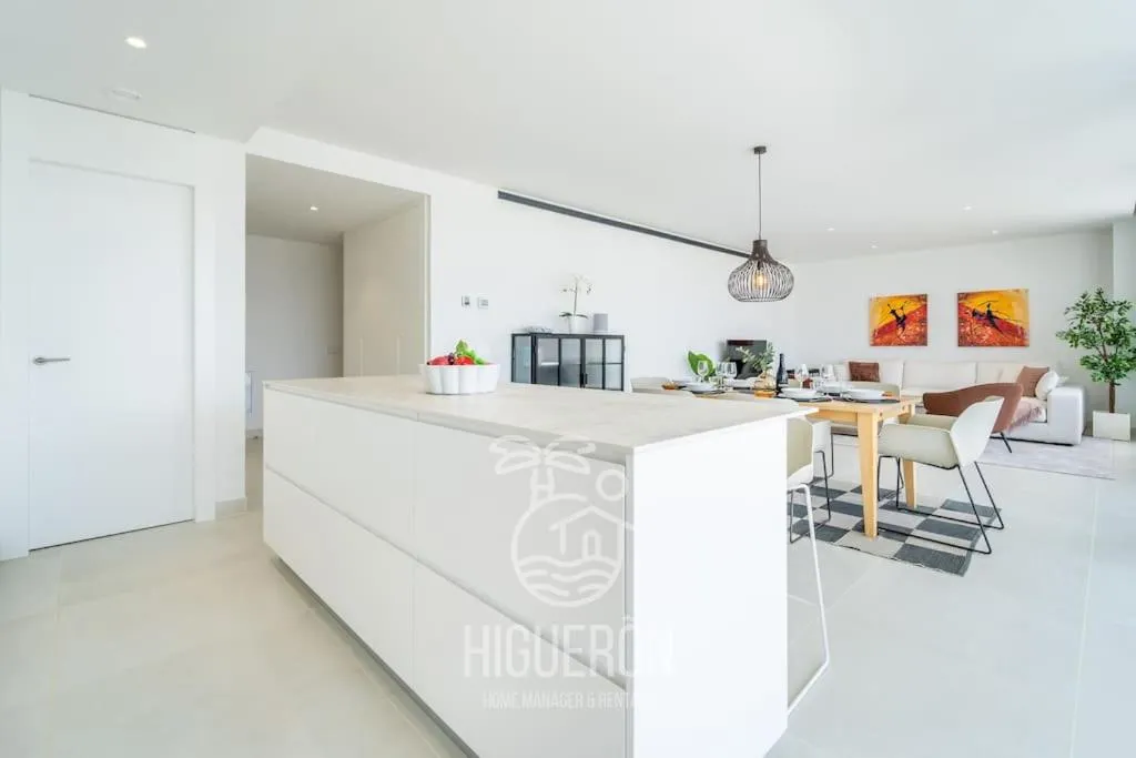 HigueronRentals Malibu