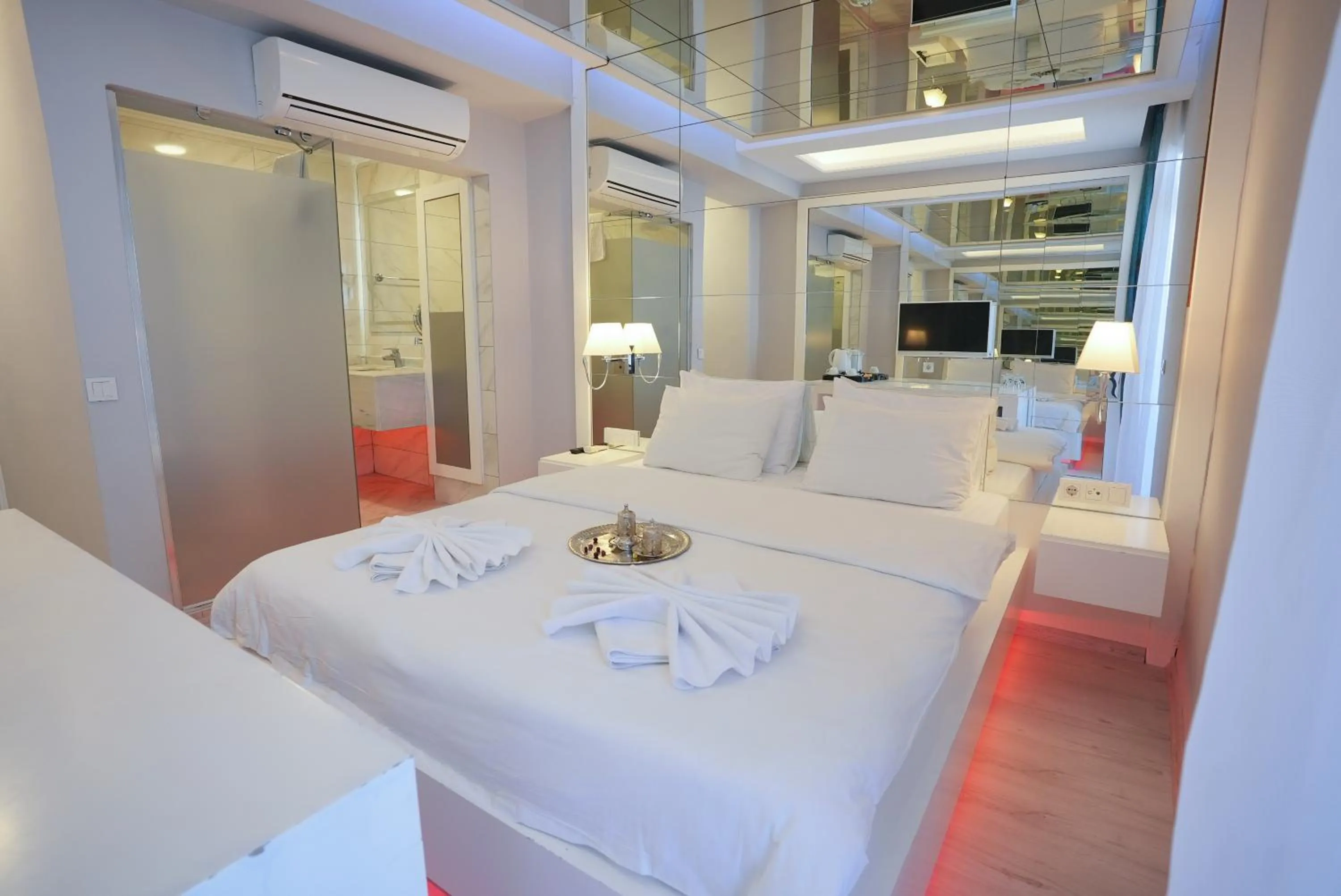 Bed in Nar 15 Boutique