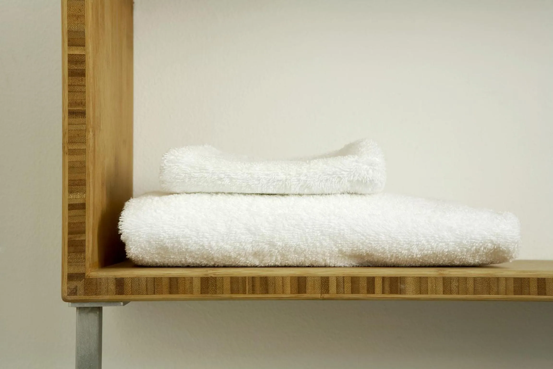 towels, Bed in Wedina Budget