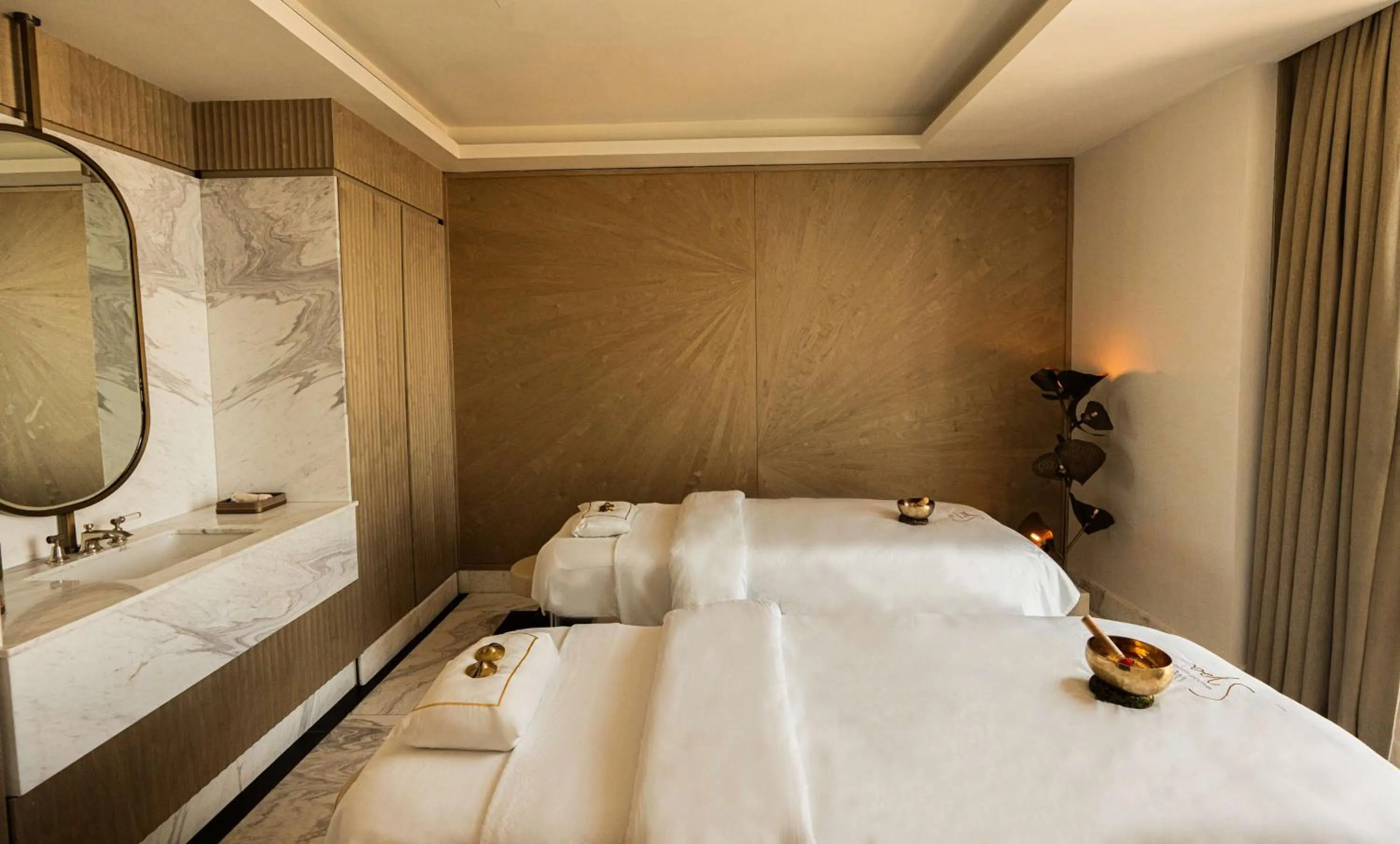 Spa and wellness centre/facilities, Bed in Waldorf Astoria Doha West Bay