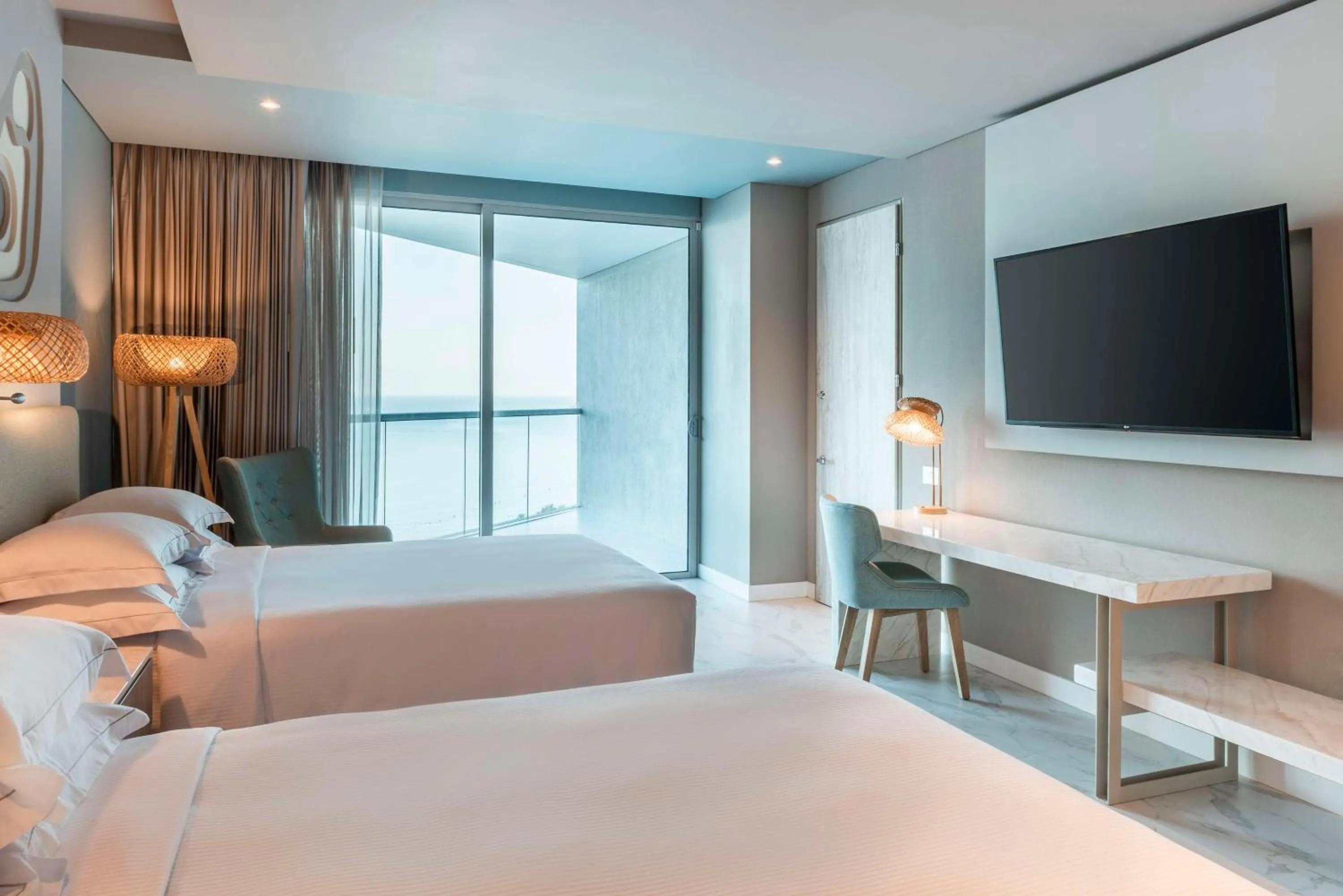 View (from property/room), Bed in Hilton Santa Marta