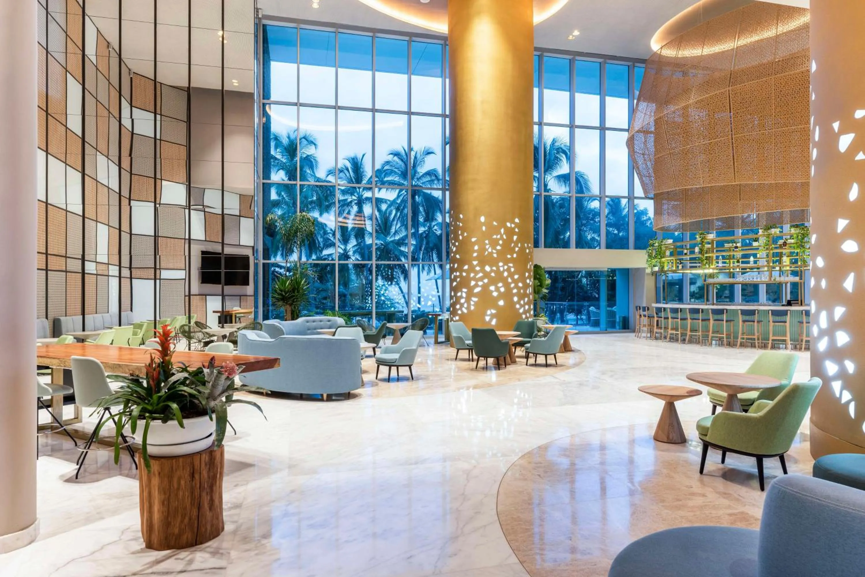 Lobby or reception in Hilton Santa Marta