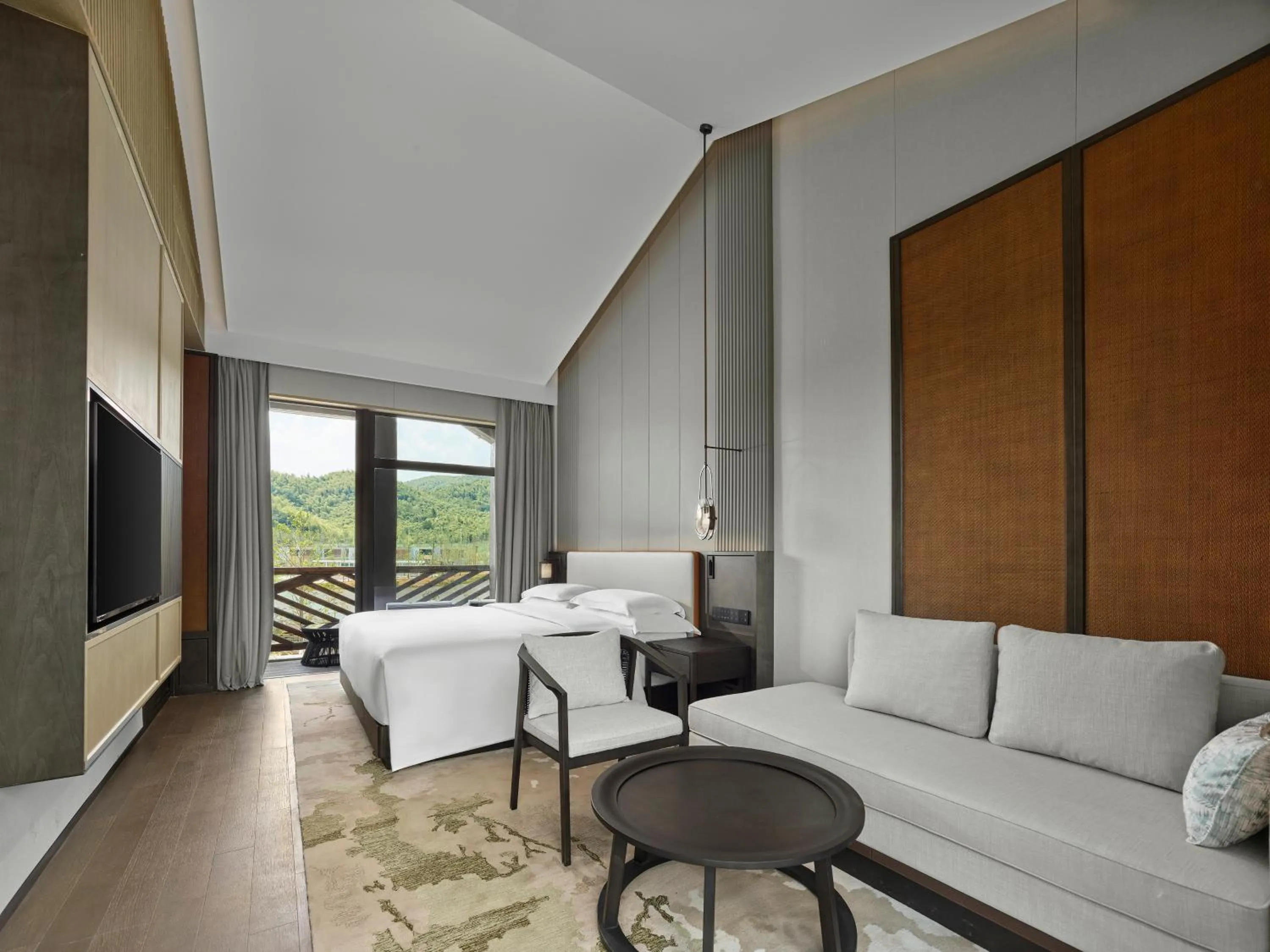 Photo of the whole room, Bed in HOMM Huzhou Xisai Shan