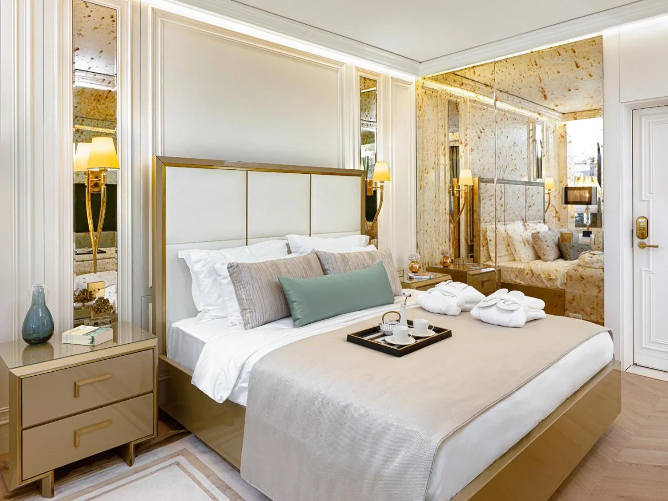 Bed in Ulus G Residences