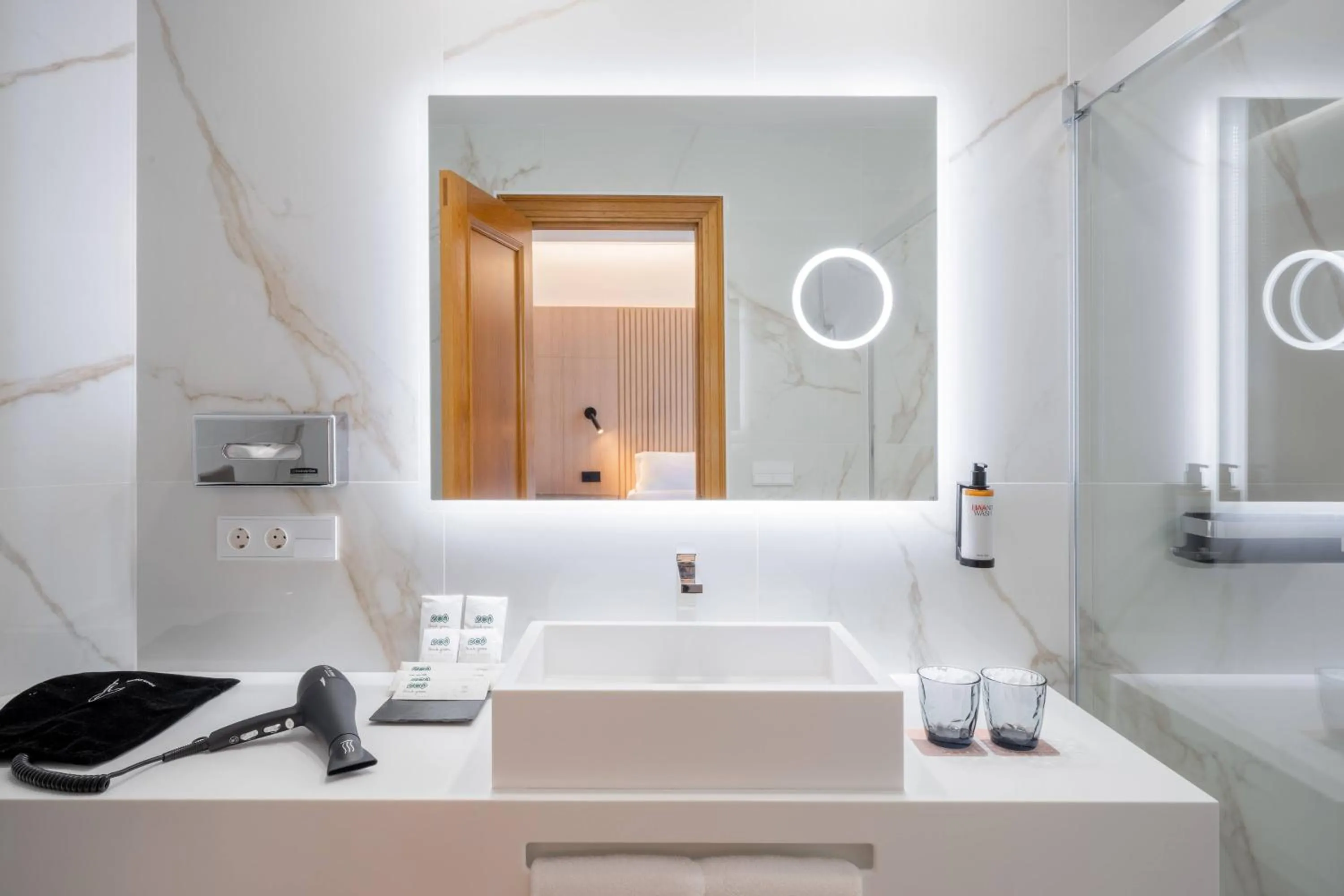 Hotel Vigo Los Galeones Affiliated by Meliá