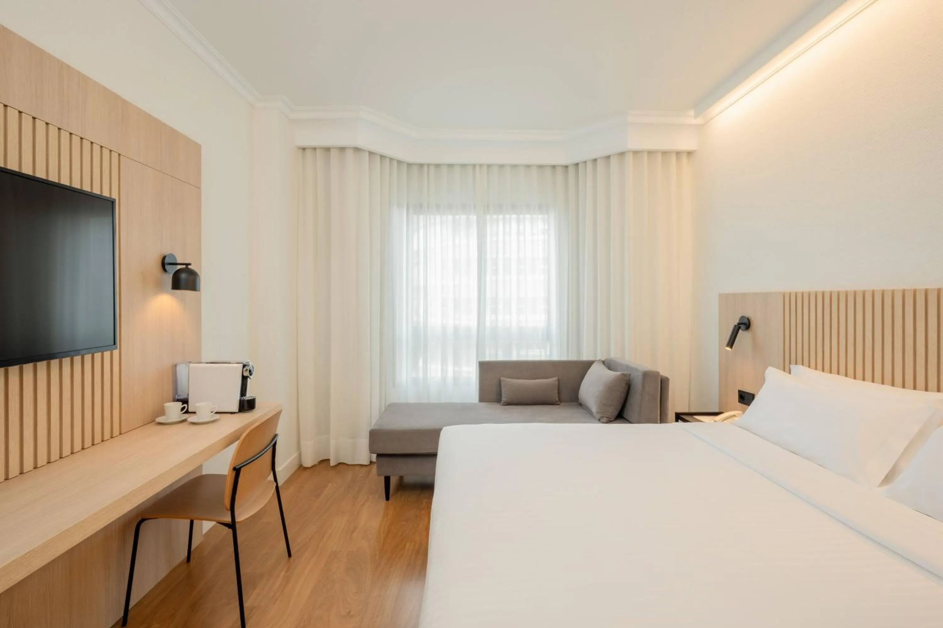 Bed in Hotel Vigo Los Galeones Affiliated by Meliá