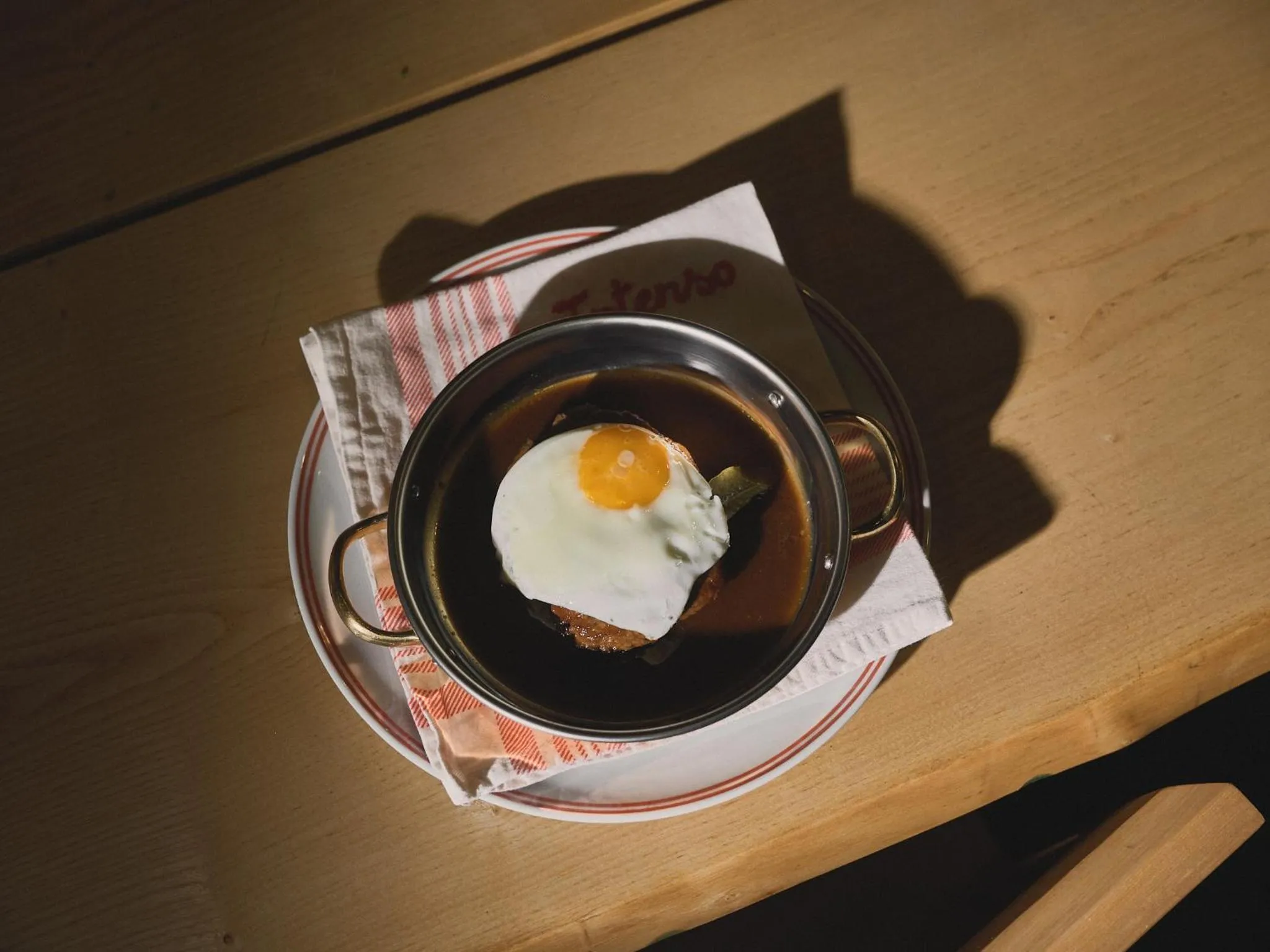 Restaurant/places to eat in Look Living, Lisbon Design Apartments