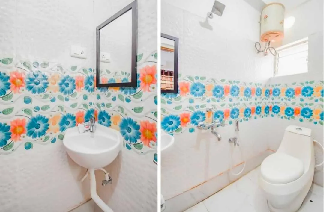 Bathroom in Hotel O Amar Raj Stay