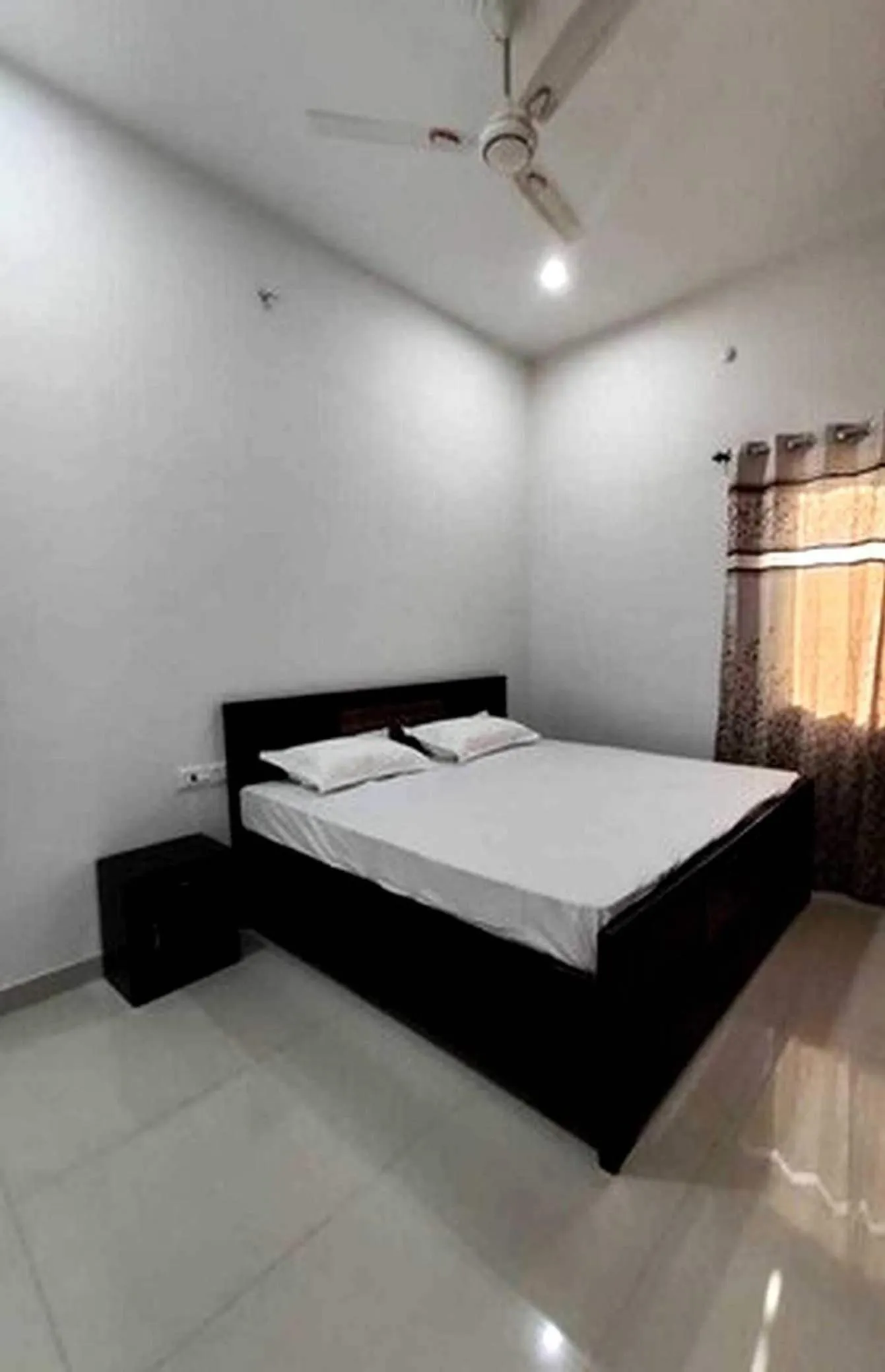 Bedroom in Hotel O S.K.GOLD