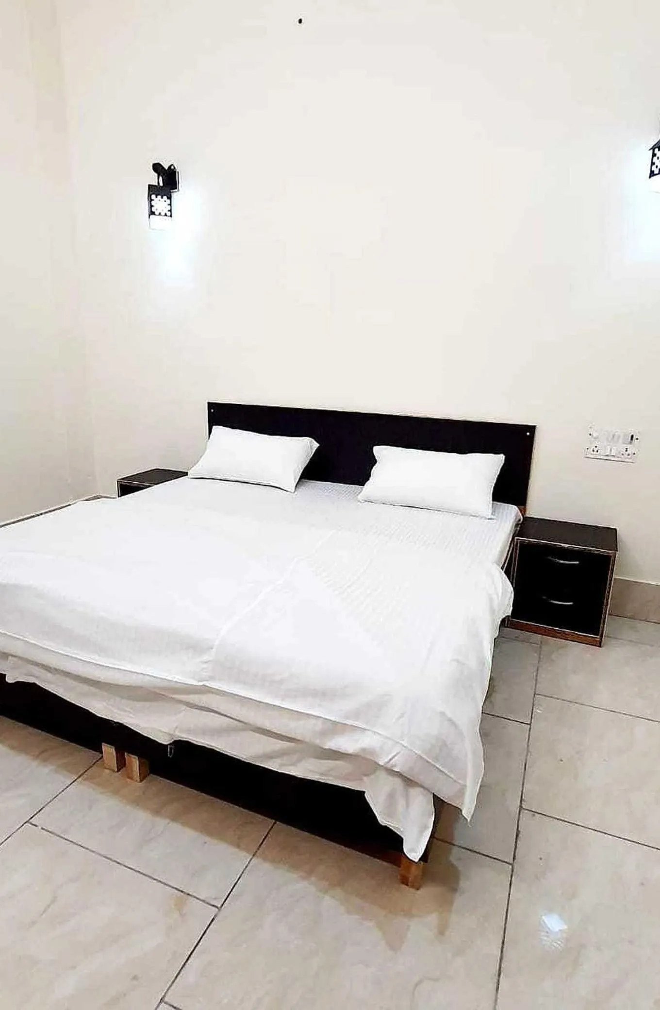 Bedroom in Hotel O S.K.GOLD