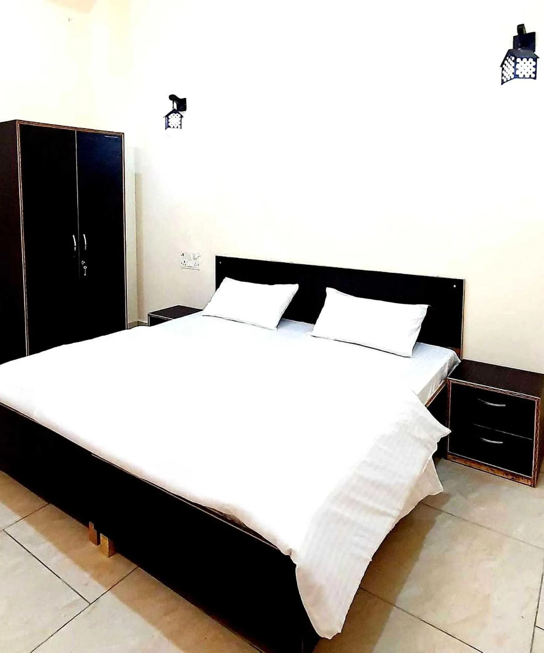 Bedroom in Hotel O S.K.GOLD