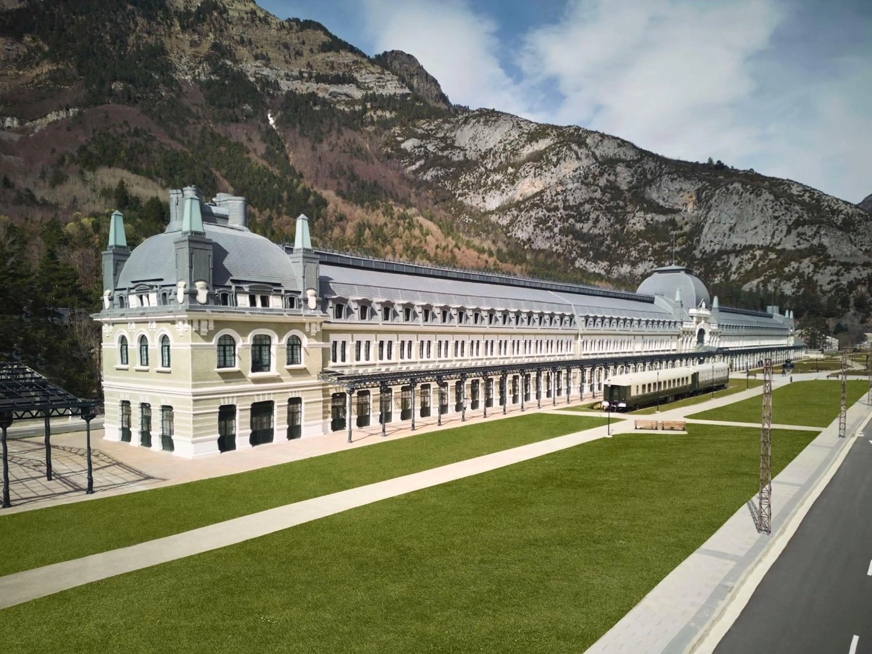 Property building in Canfranc Estación, a Royal Hideaway Hotel - Gran Lujo
