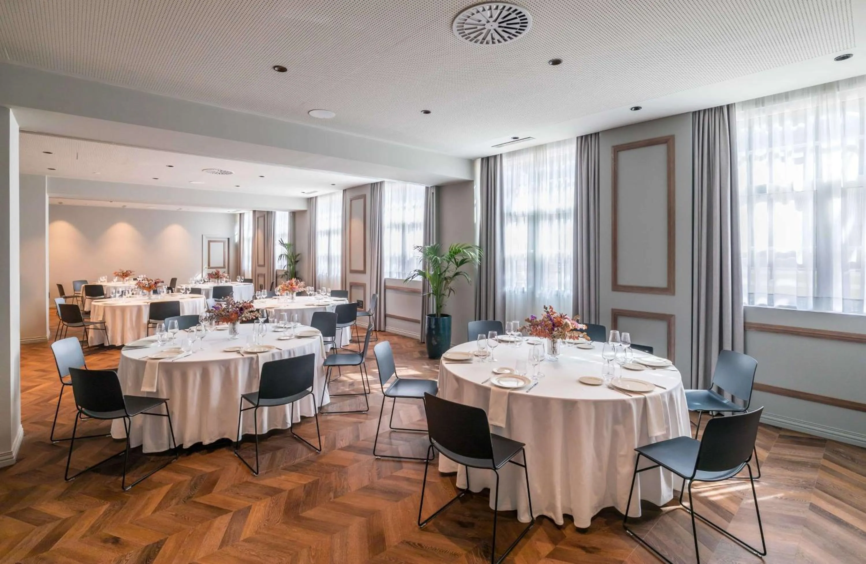 Meeting/conference room in Canfranc Estación, a Royal Hideaway Hotel - Gran Lujo