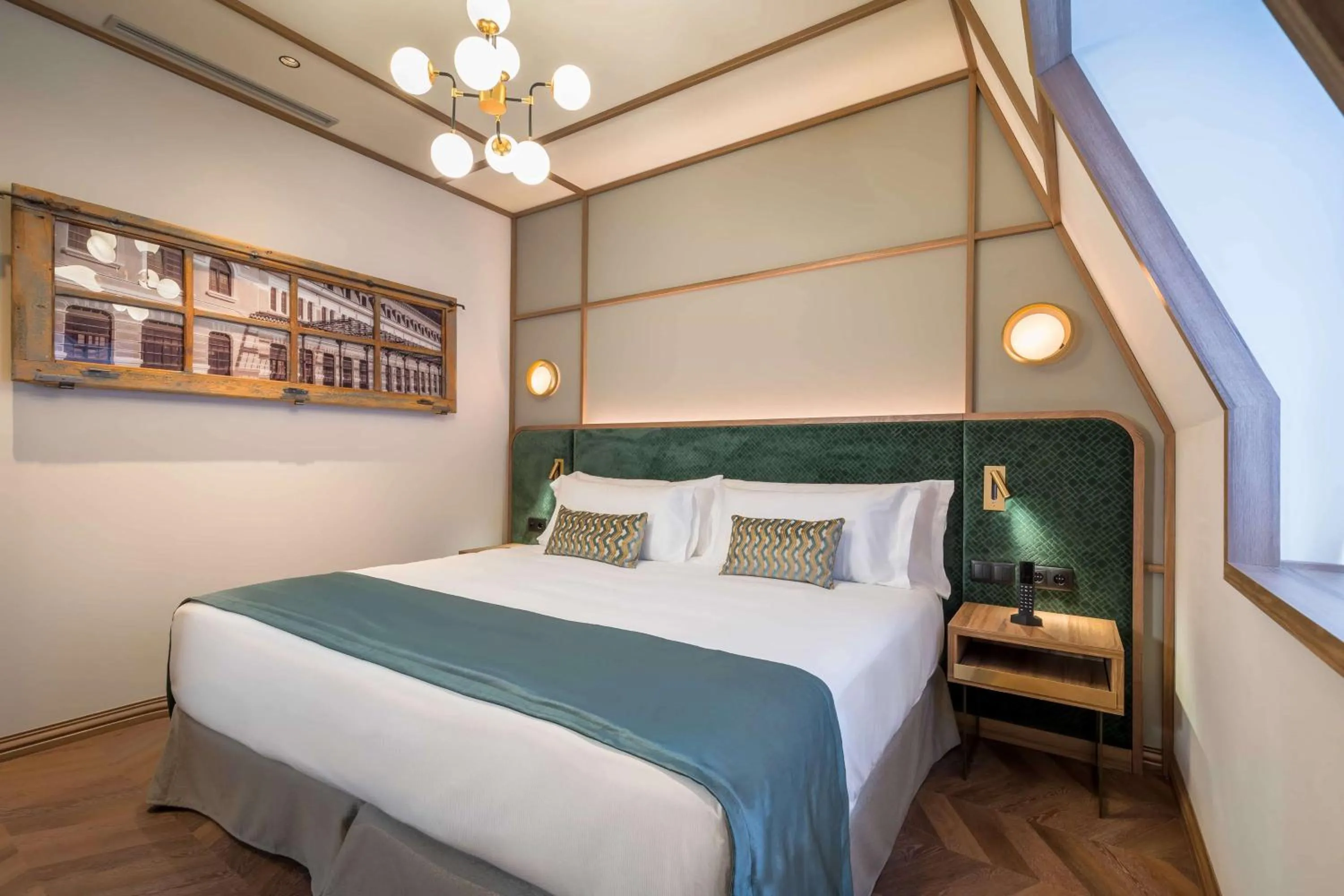 Photo of the whole room, Bed in Canfranc Estación, a Royal Hideaway Hotel - Gran Lujo