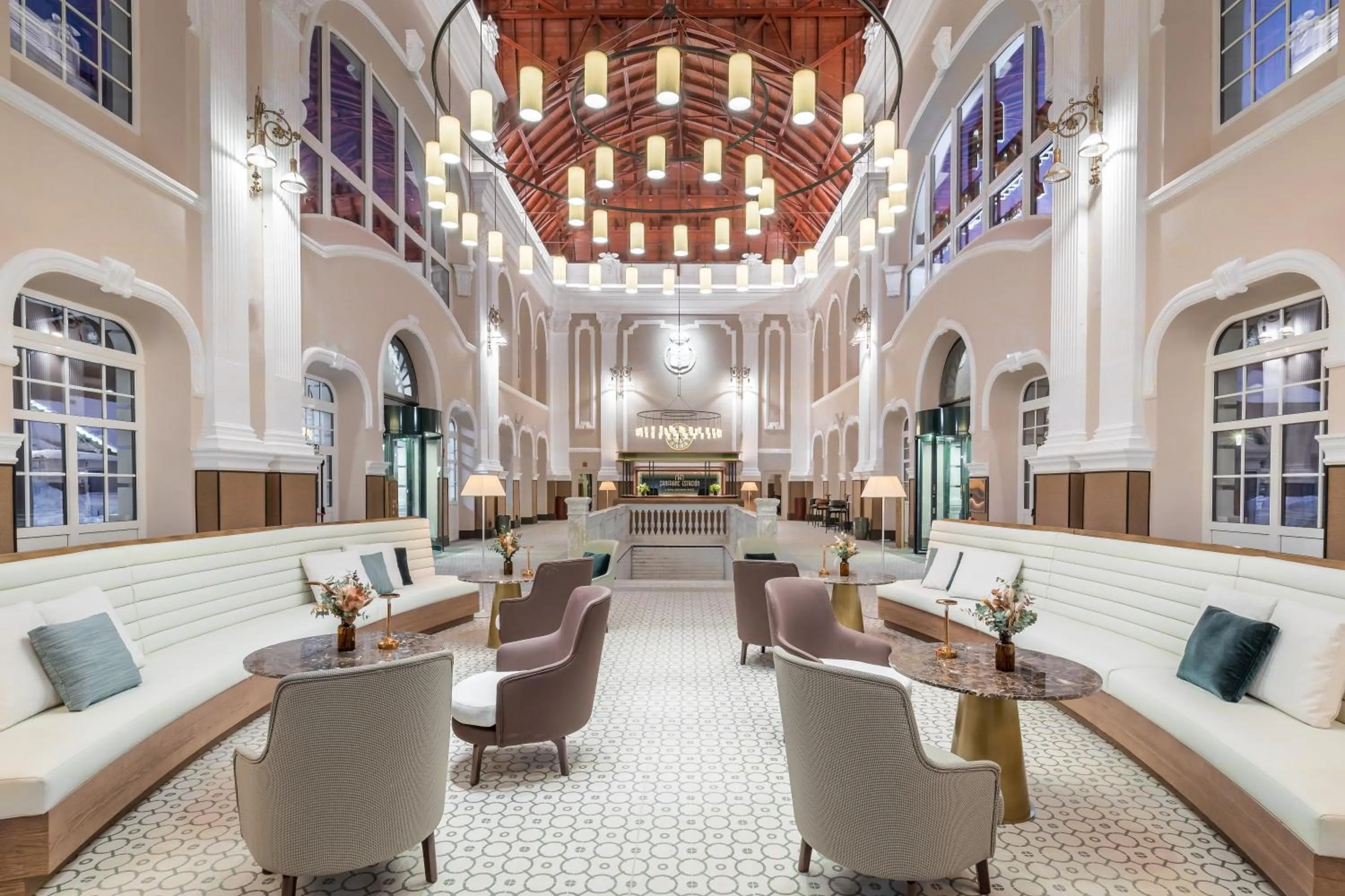 Lobby or reception in Canfranc Estación, a Royal Hideaway Hotel - Gran Lujo