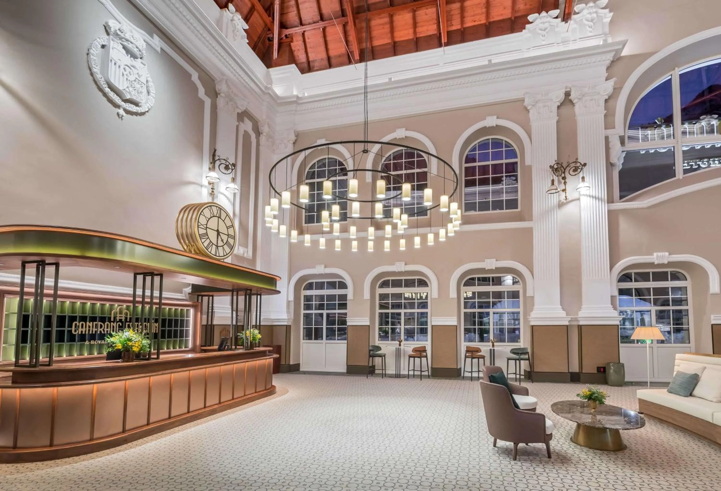 Lobby or reception in Canfranc Estación, a Royal Hideaway Hotel - Gran Lujo