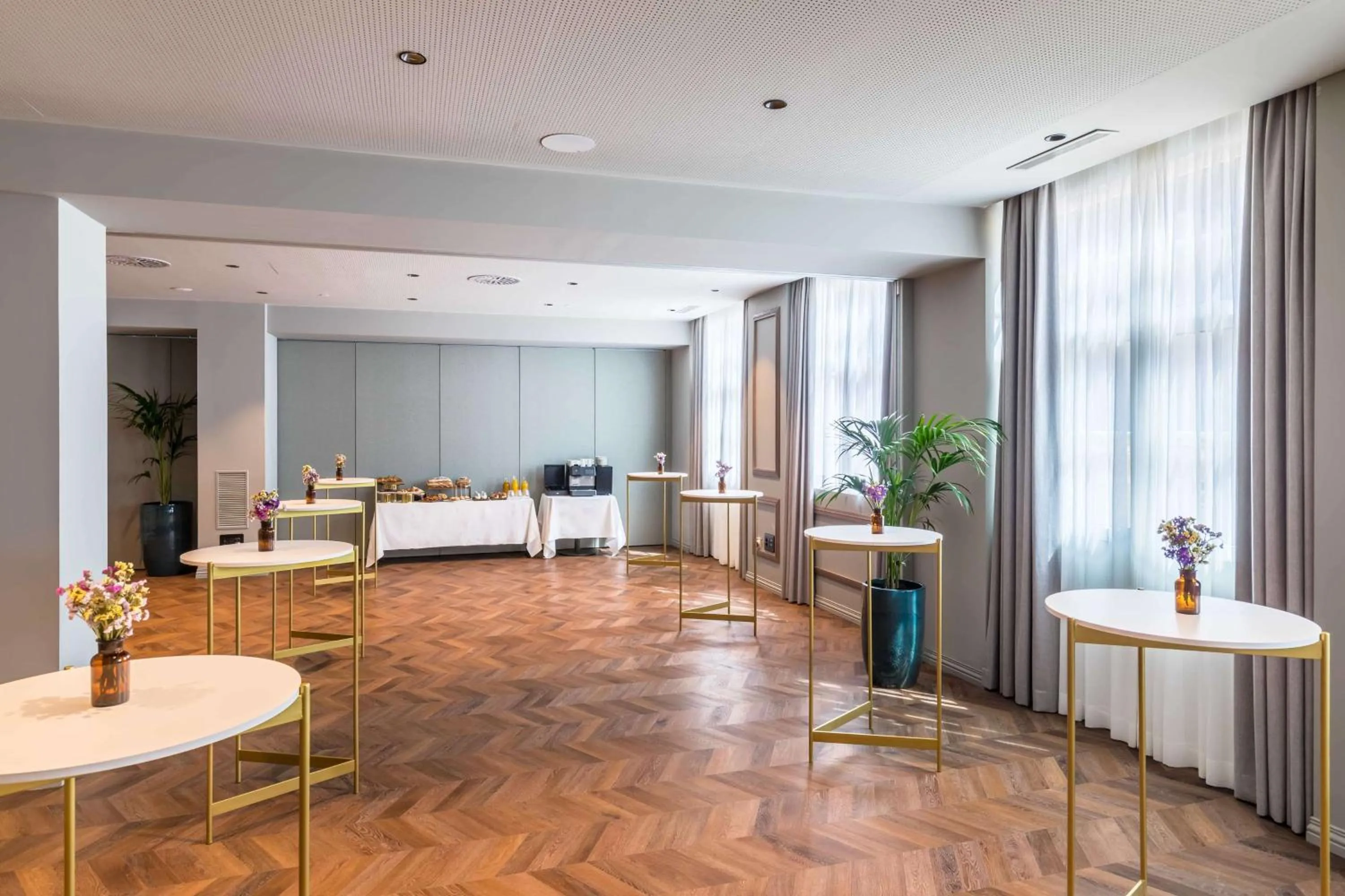 Meeting/conference room in Canfranc Estación, a Royal Hideaway Hotel - Gran Lujo