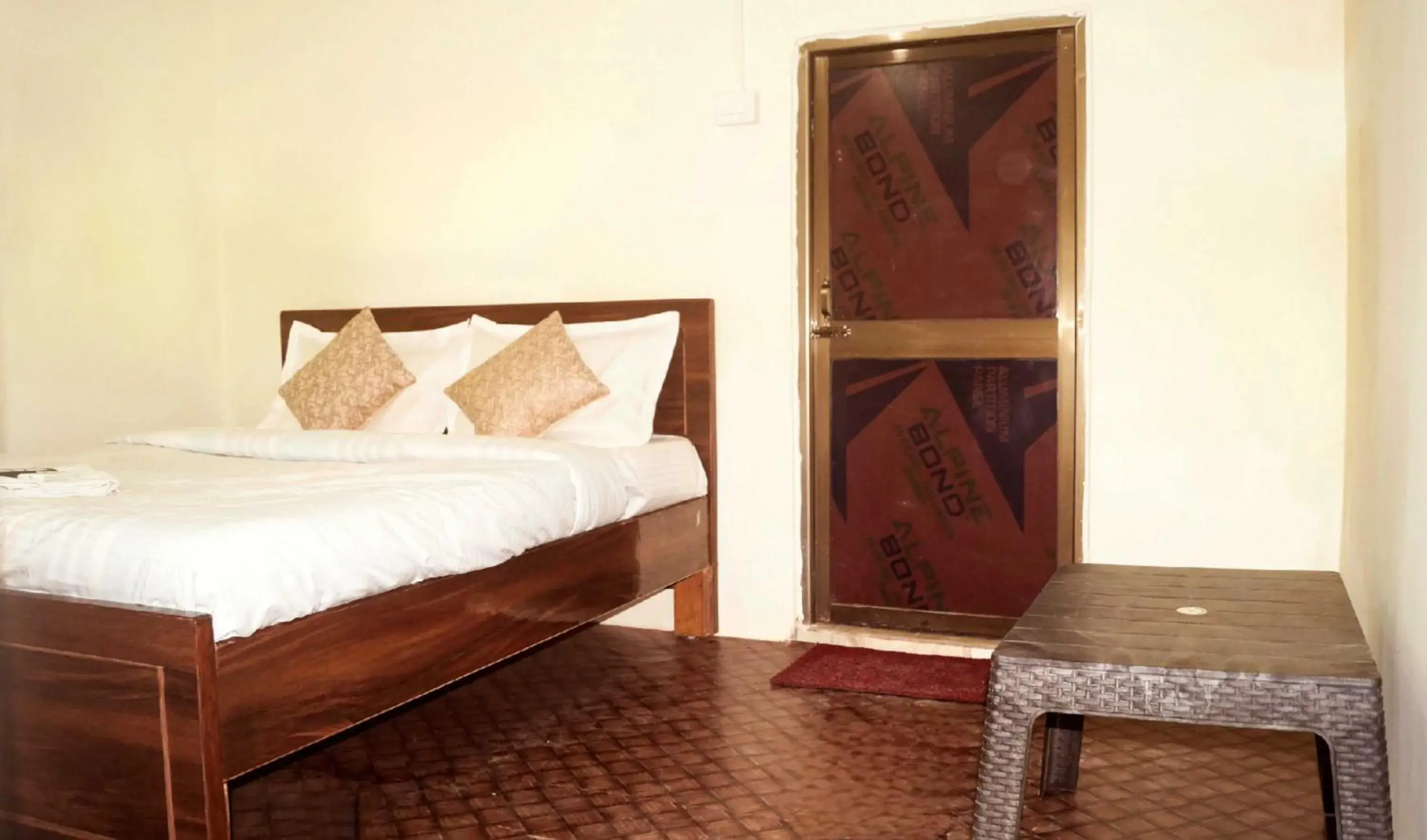 Classic Triple Room - single occupancy in Hotel O Mishra Suites Classic Triple Room - single occupancy in Hotel O Mishra Suites