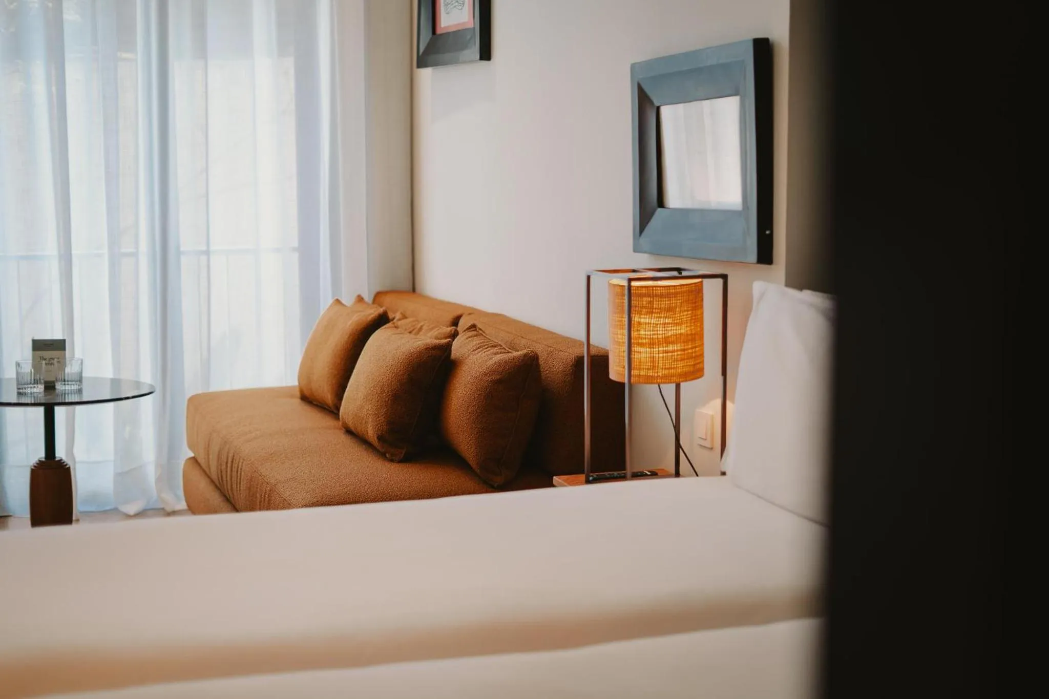 Photo of the whole room, Bed in Hotel Pulitzer Barcelona