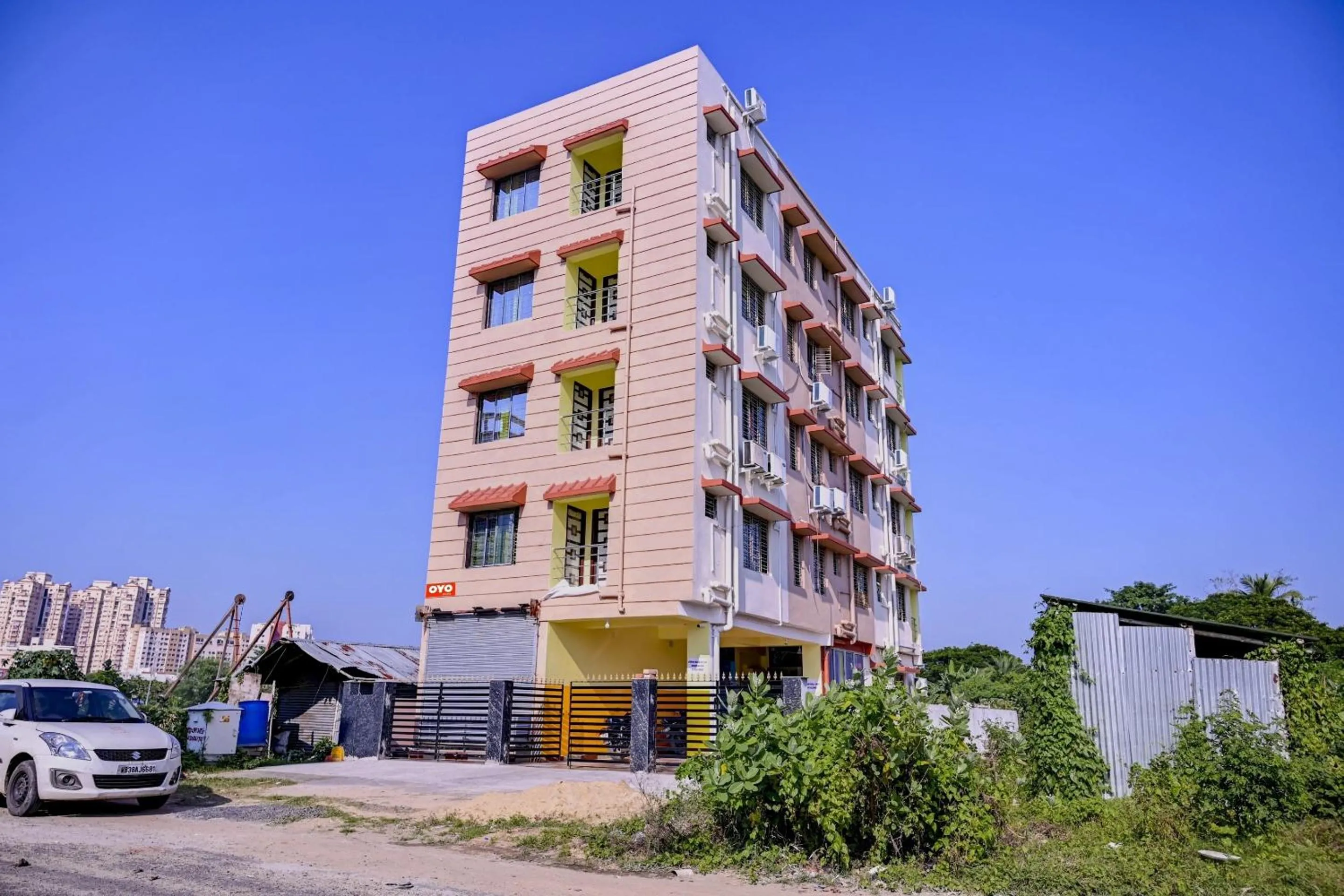 Facade/entrance in Hotel O 4 Friends