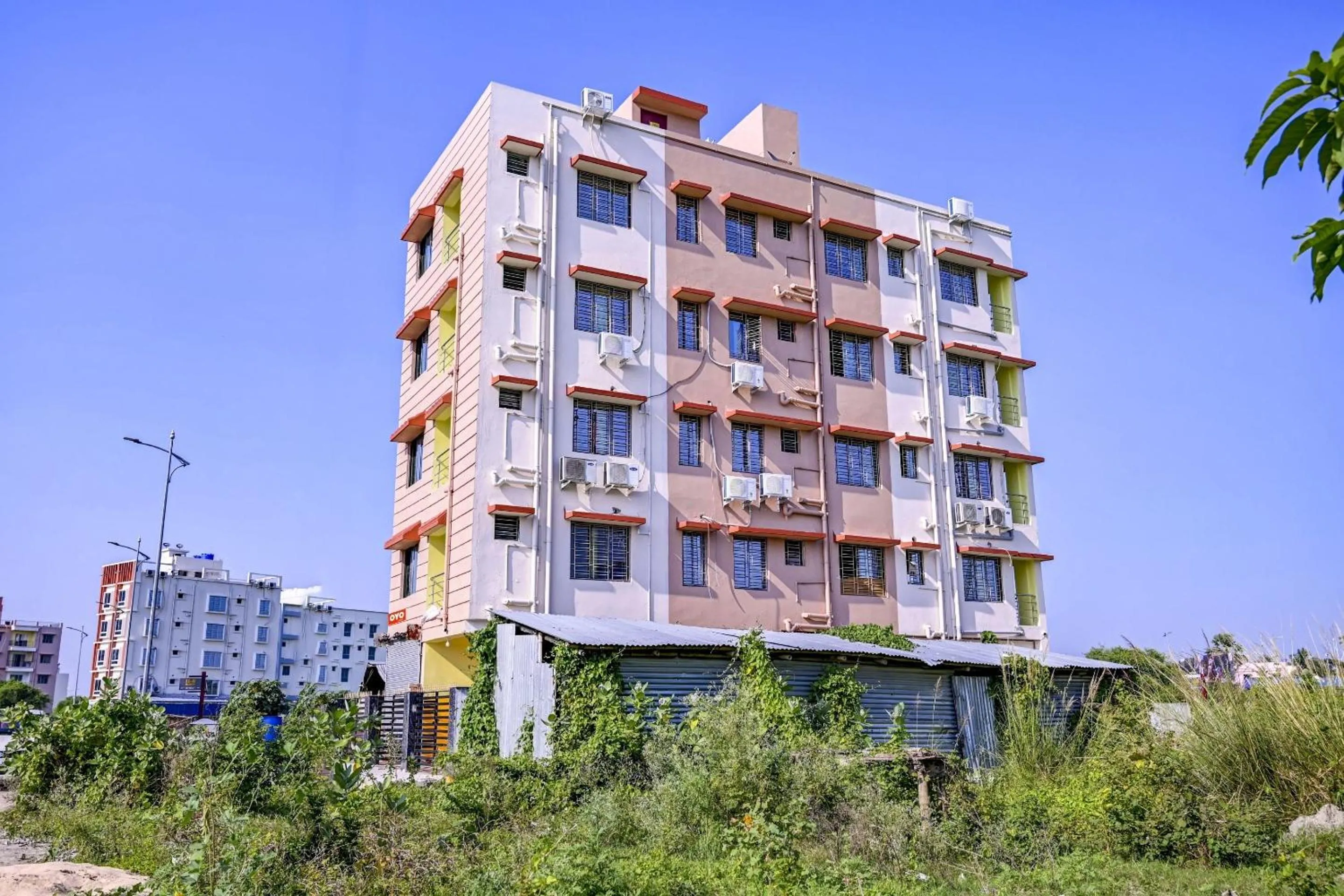 Facade/entrance in Hotel O 4 Friends