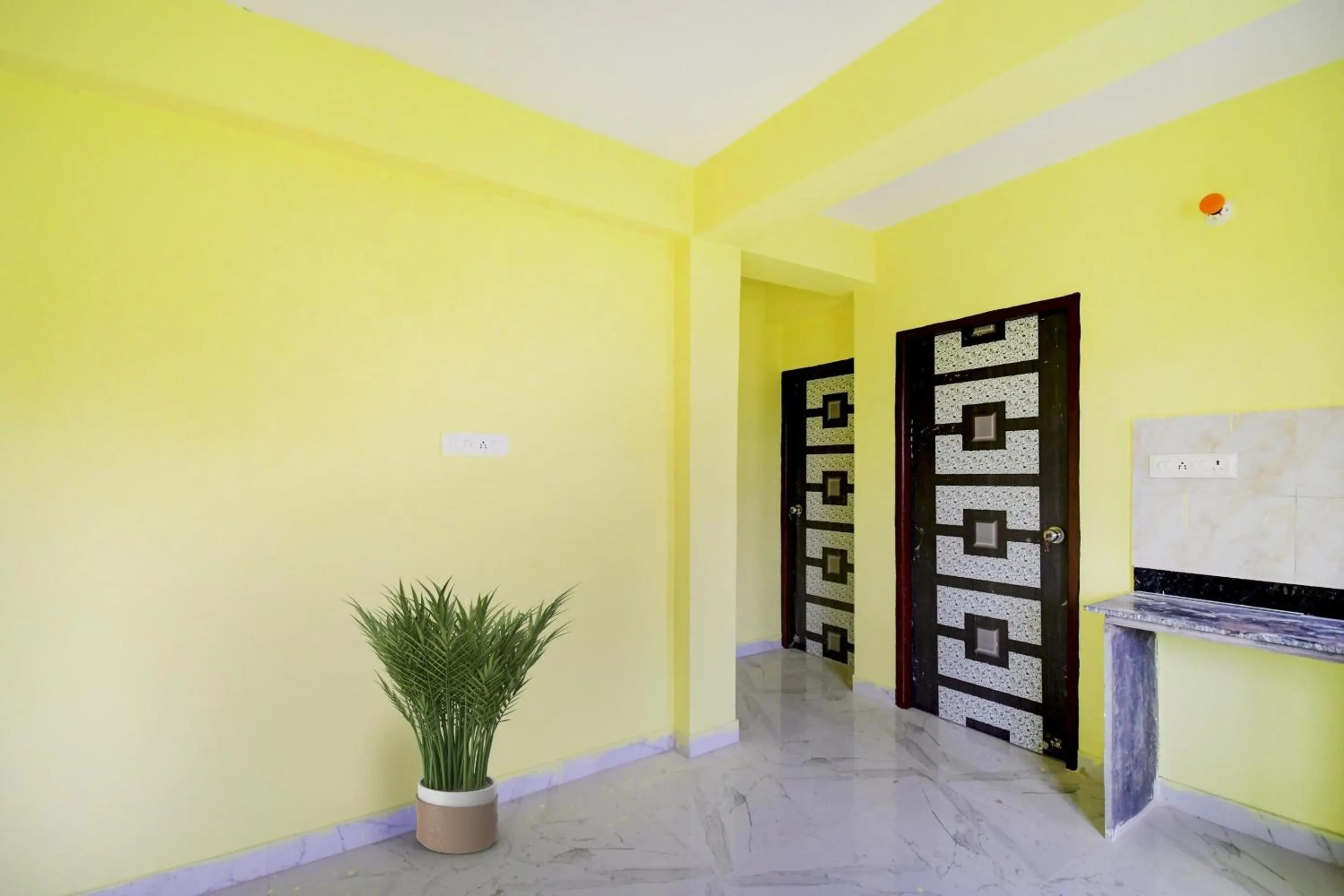 Lobby or reception in Hotel O 4 Friends