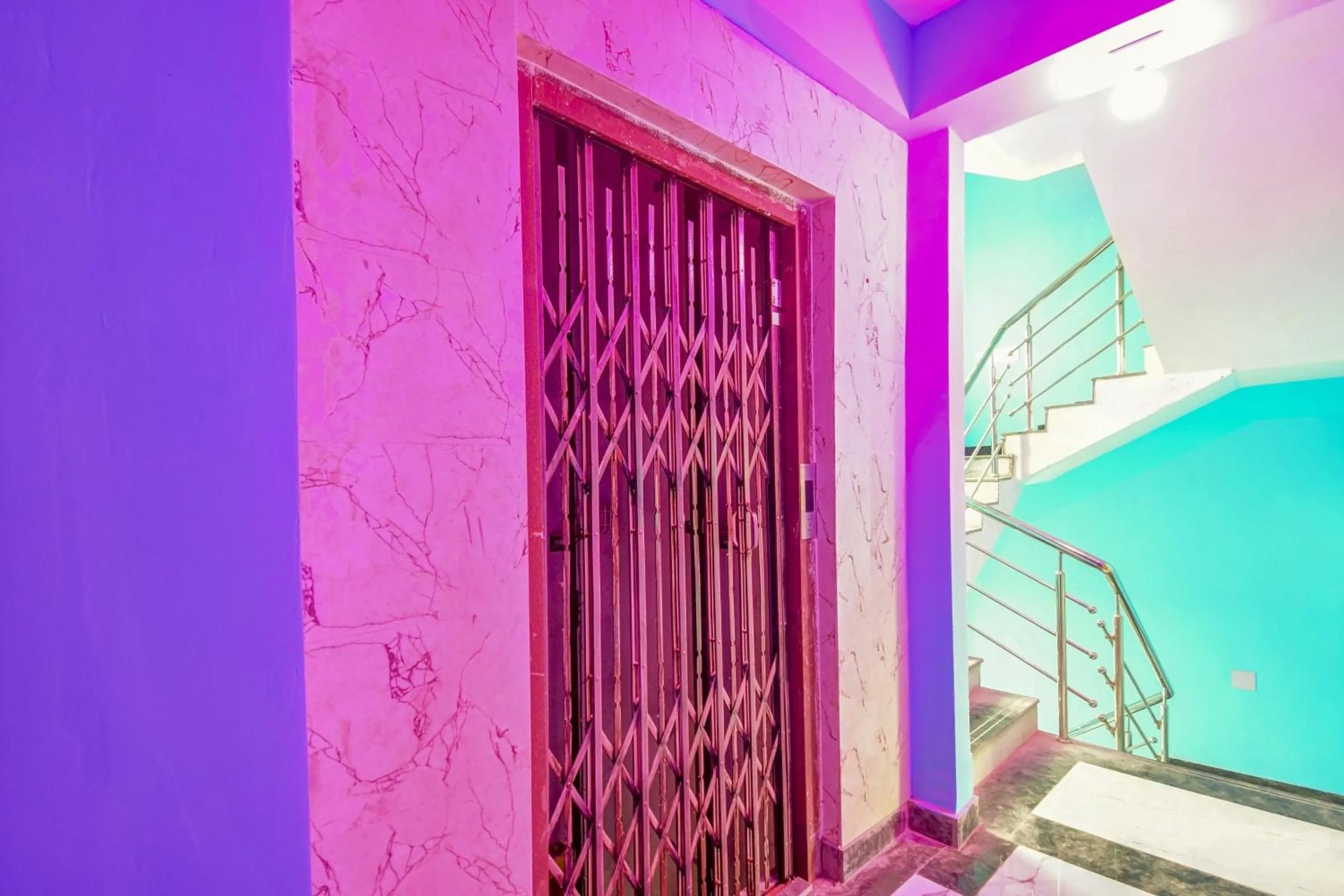 Lobby or reception in Hotel O 4 Friends