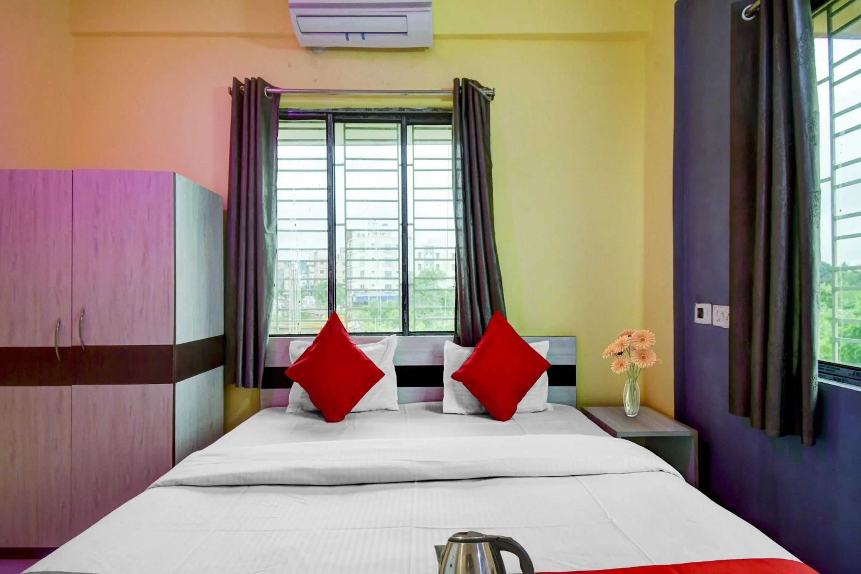 Bedroom, Bed in Hotel O 4 Friends